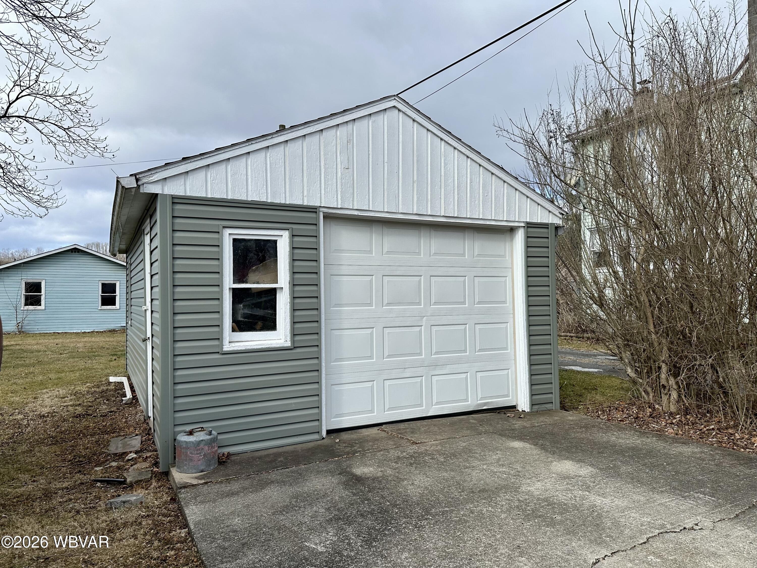 Properties 5 318 WASHINGTON AVENUE