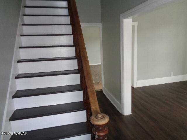 Properties 5 511 LOUISA STREET