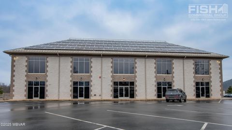 Properties 31 635 N LOYALSOCK AVENUE Montoursville PA 17754