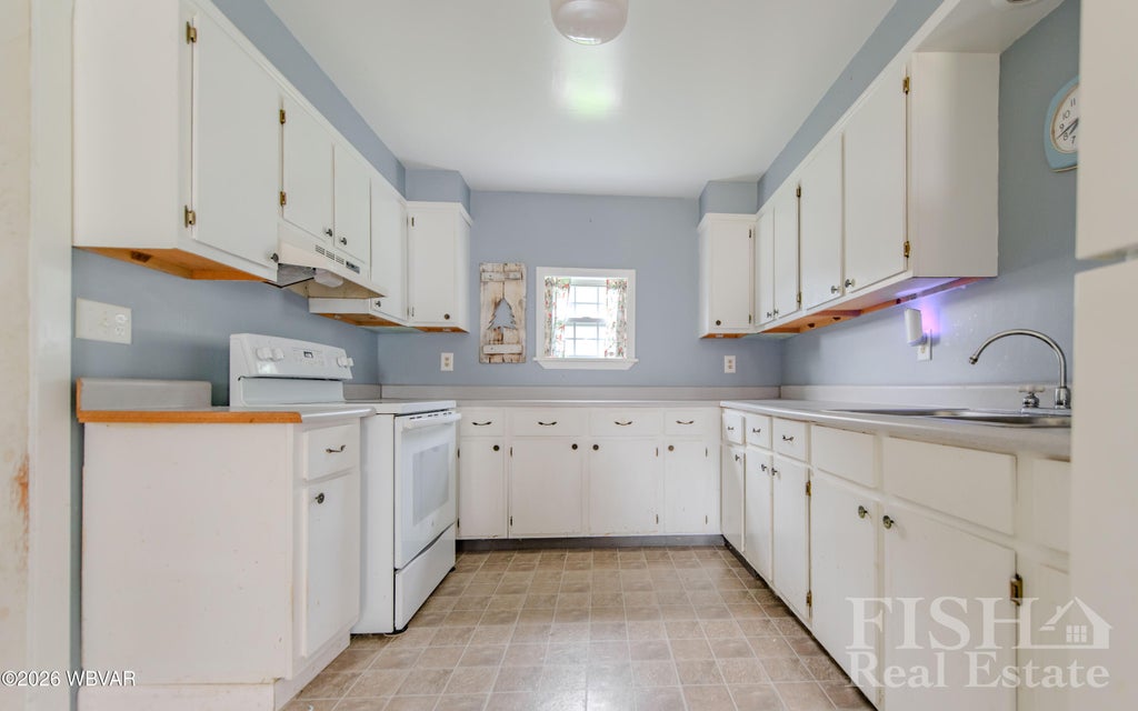 Photo of 1035 W FOURTH ST ST, Lock Haven, PA 17745 (MLS # WB-104712)