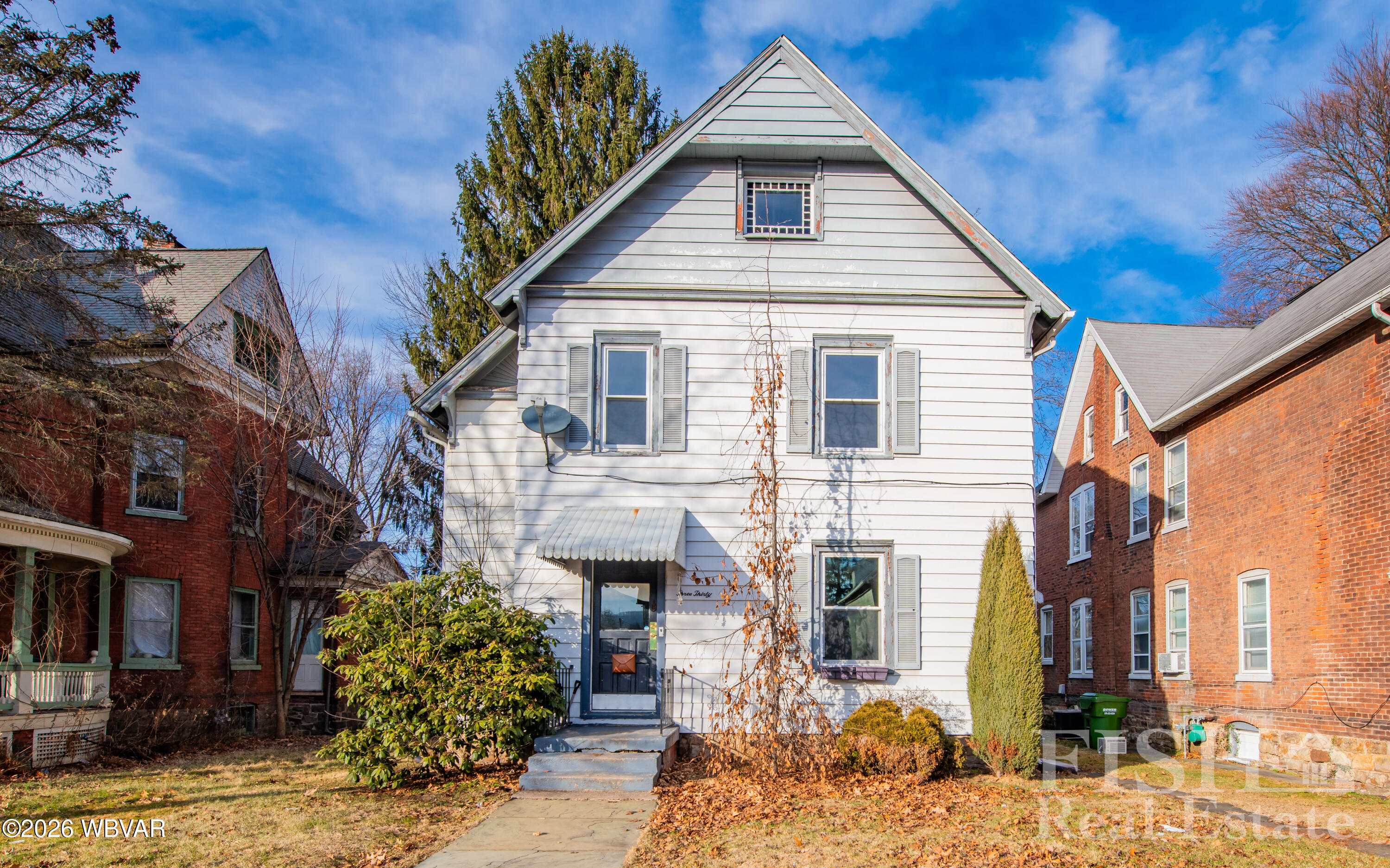 Properties 4 330 RURAL AVENUE