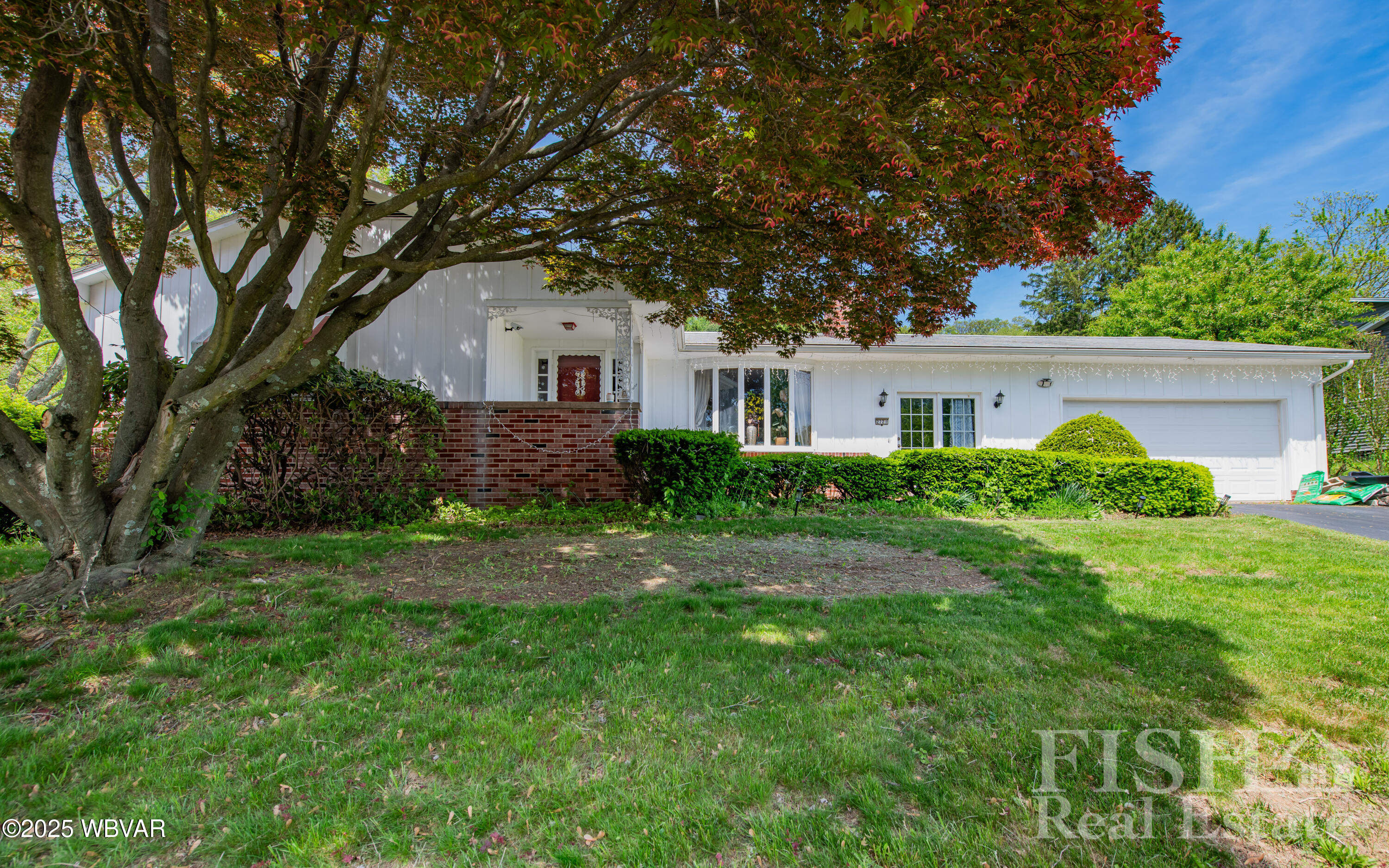 2721 ORCHARD AVE