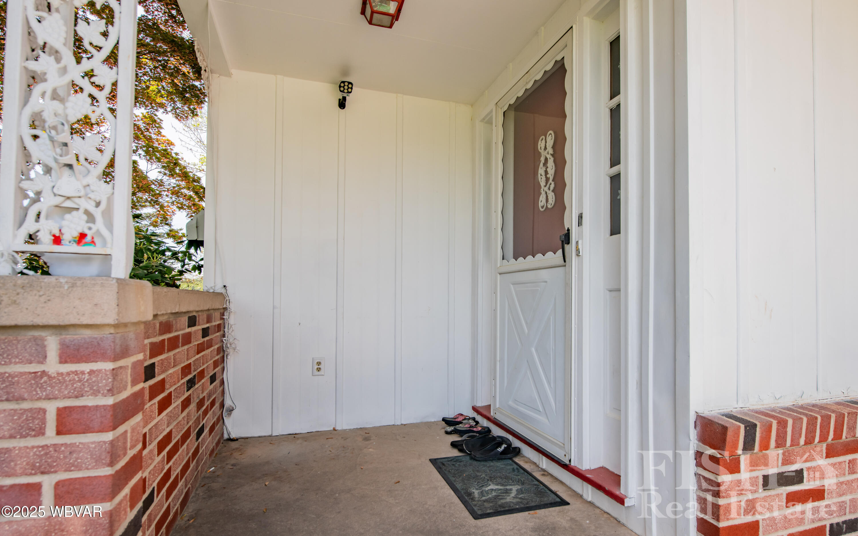 2721 ORCHARD AVE