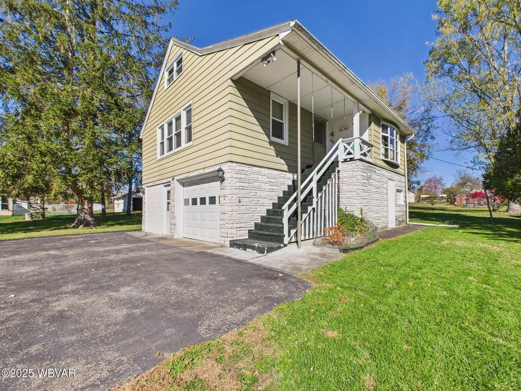 Photo of 1614 PRINCETON AVENUE, Williamsport, PA 17701 (MLS # WB-102728)