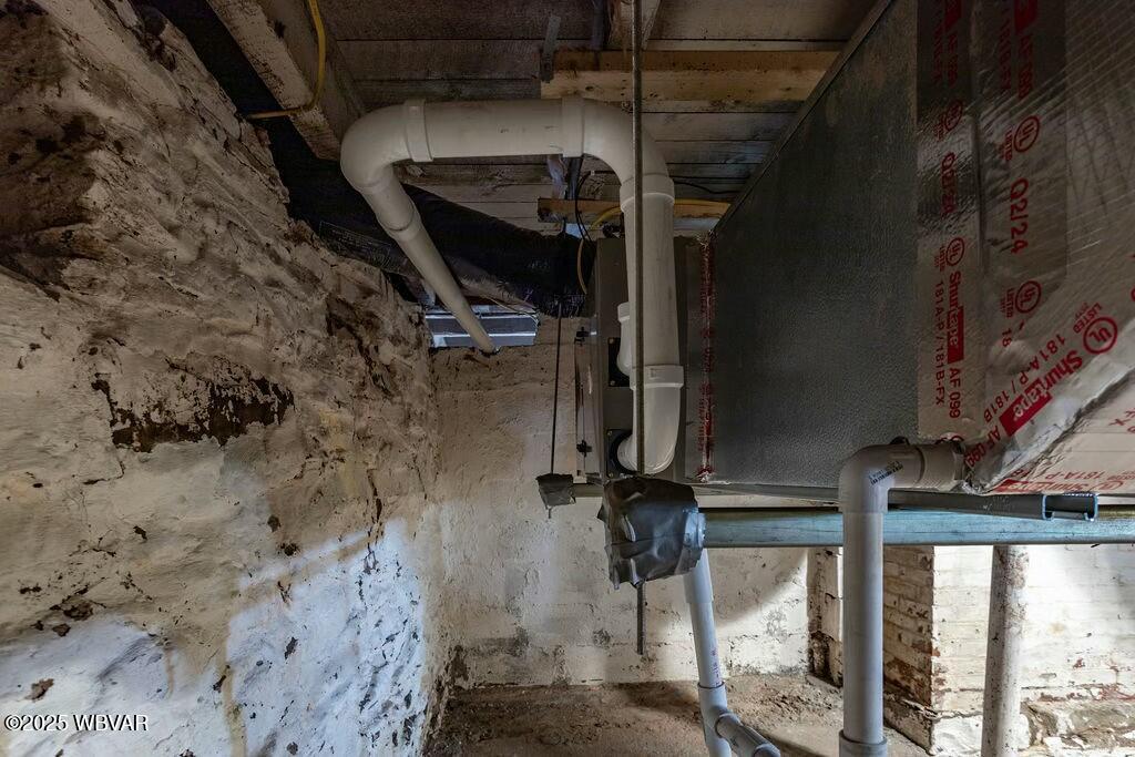 Waterville, Pennsylvania 17776, United States, 4 Bedrooms Bedrooms, ,3 BathroomsBathrooms,Residential,Active,97000