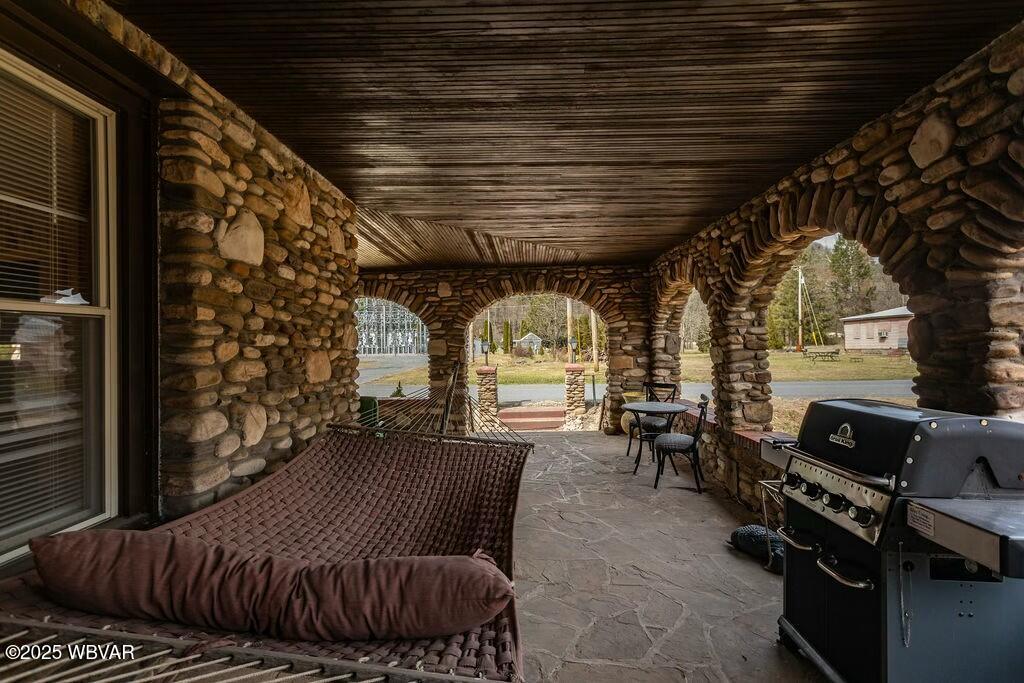 Waterville, Pennsylvania 17776, United States, 4 Bedrooms Bedrooms, ,3 BathroomsBathrooms,Residential,Active,97000