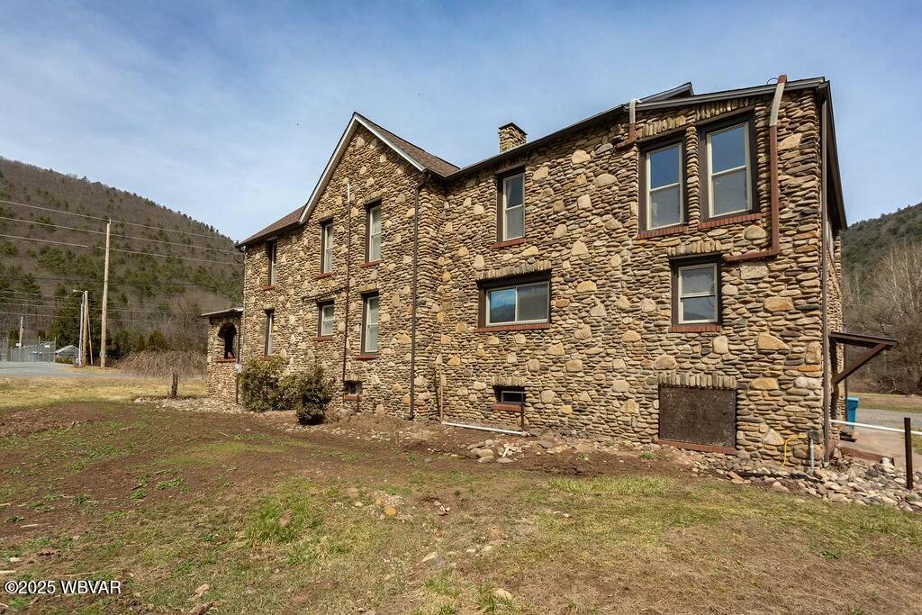 Waterville, Pennsylvania 17776, United States, 4 Bedrooms Bedrooms, ,3 BathroomsBathrooms,Residential,Active,97000