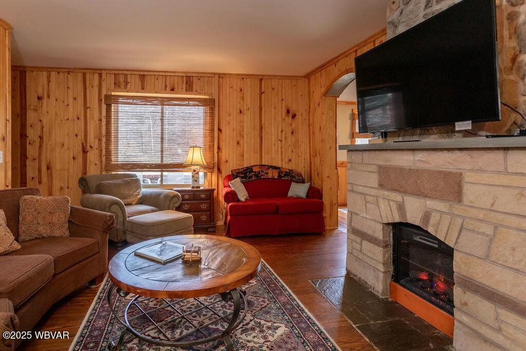 Waterville, Pennsylvania 17776, United States, 4 Bedrooms Bedrooms, ,3 BathroomsBathrooms,Residential,Active,97000