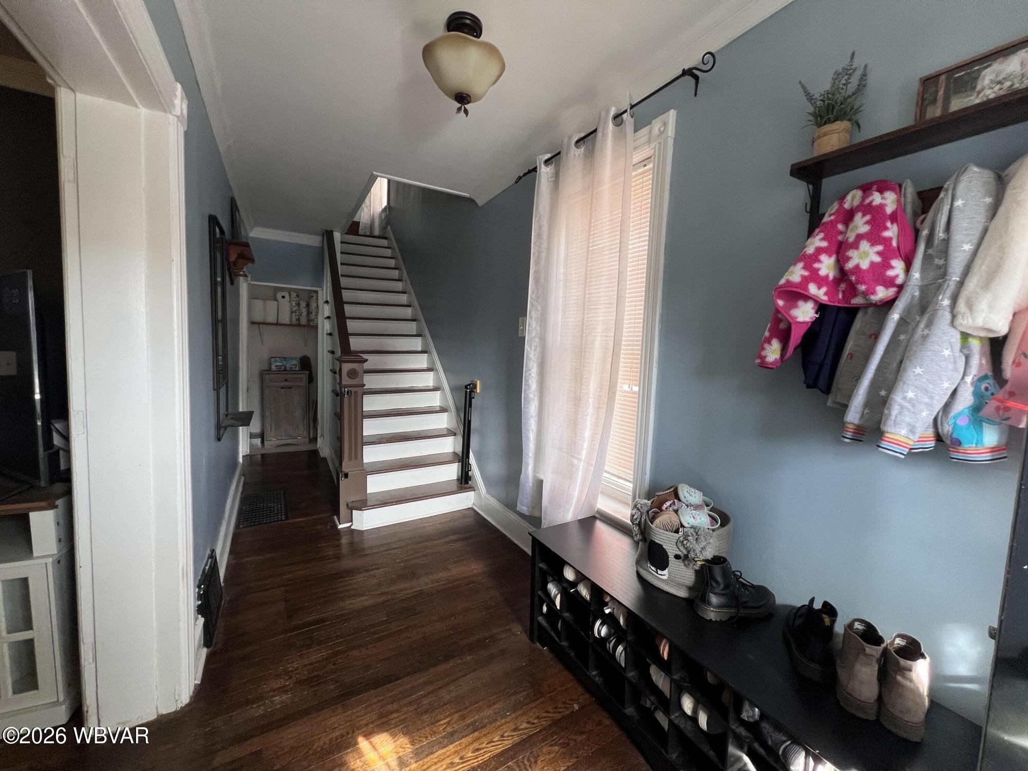 Properties 6 1736 MEMORIAL AVENUE