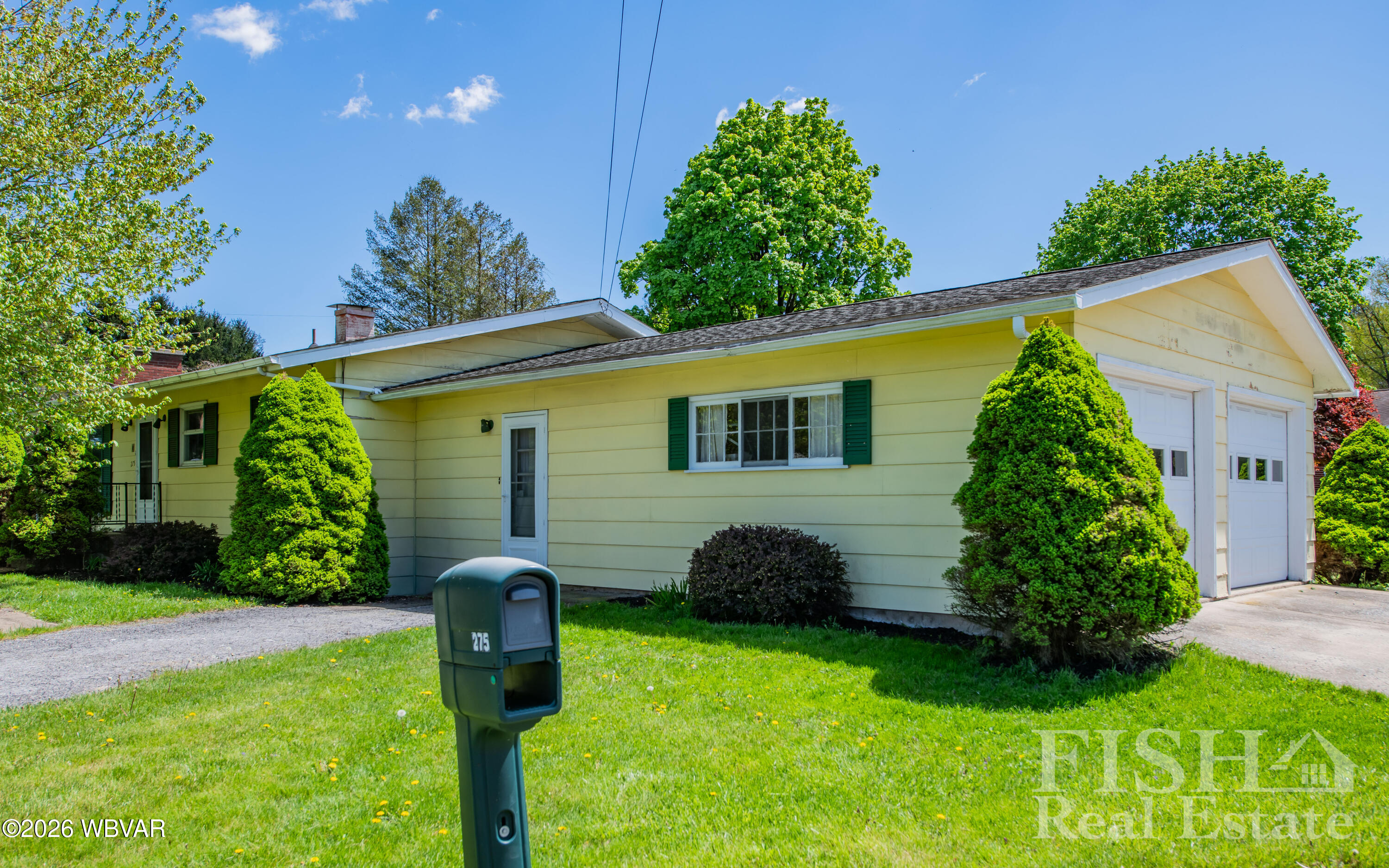 275 w lincoln street