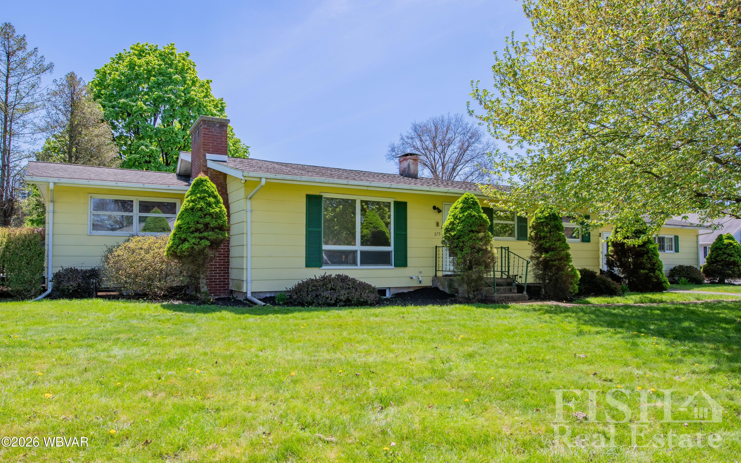 275 w lincoln street