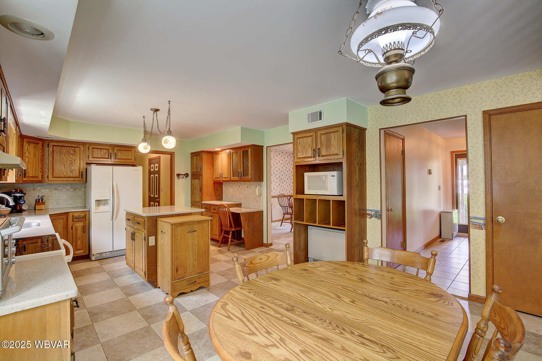 Williamsport, Pennsylvania 17701, United States, 4 Bedrooms Bedrooms, ,3 BathroomsBathrooms,Residential,Contingent,162261