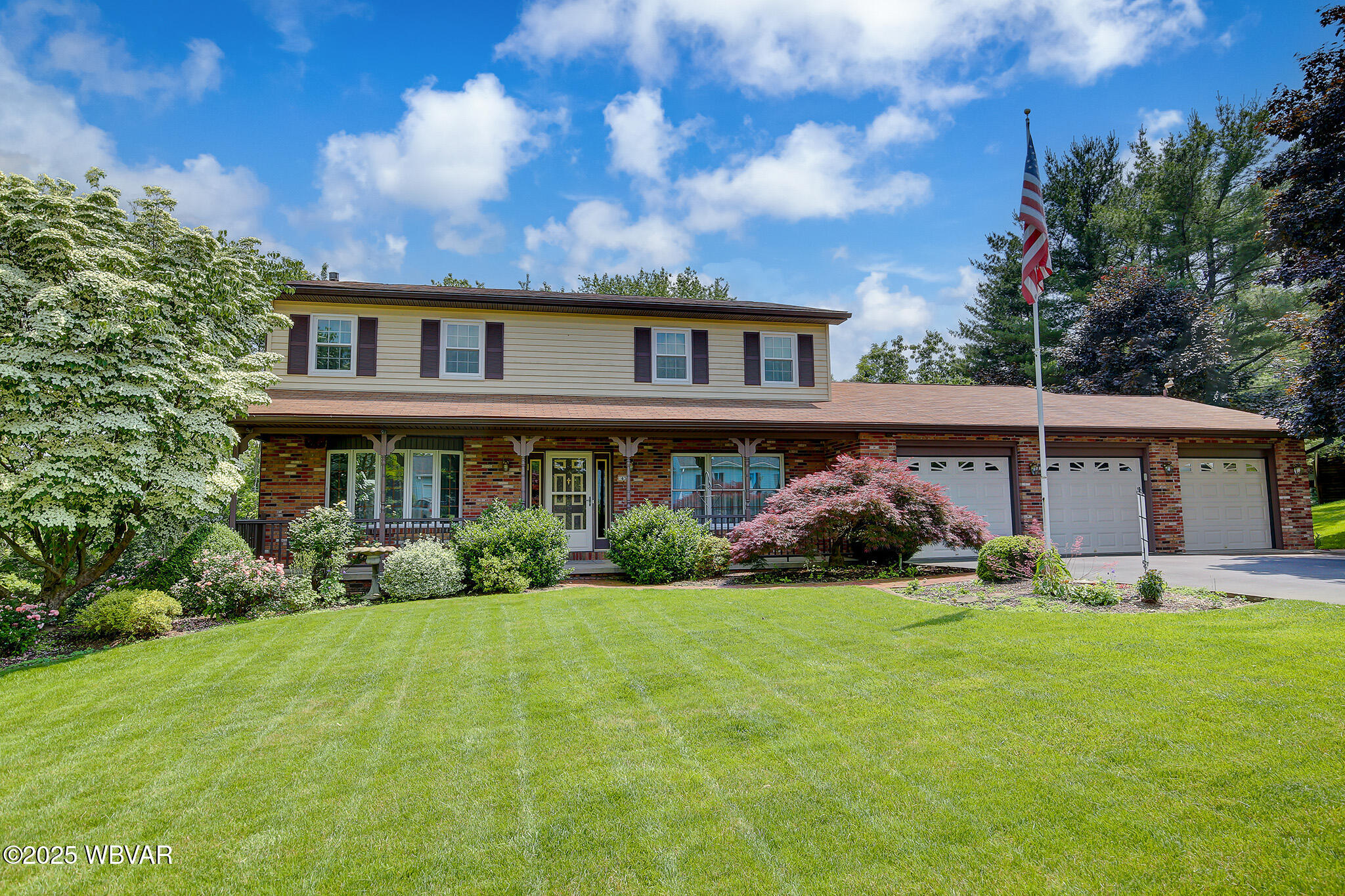 Williamsport, Pennsylvania 17701, United States, 4 Bedrooms Bedrooms, ,3 BathroomsBathrooms,Residential,Contingent,162261