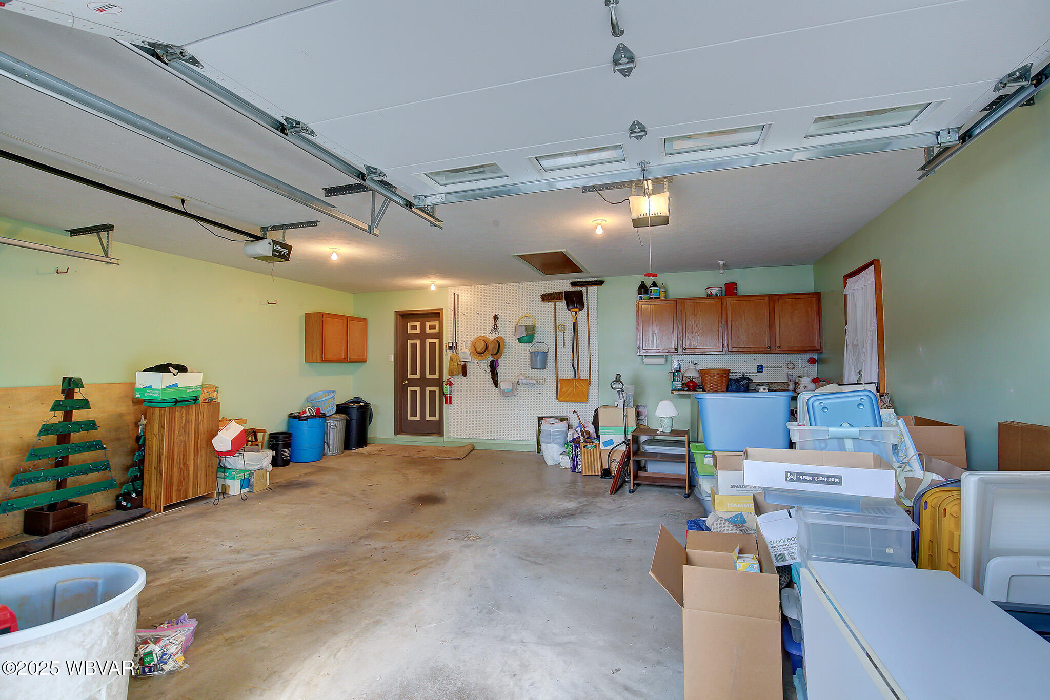 Williamsport, Pennsylvania 17701, United States, 4 Bedrooms Bedrooms, ,3 BathroomsBathrooms,Residential,Contingent,162261