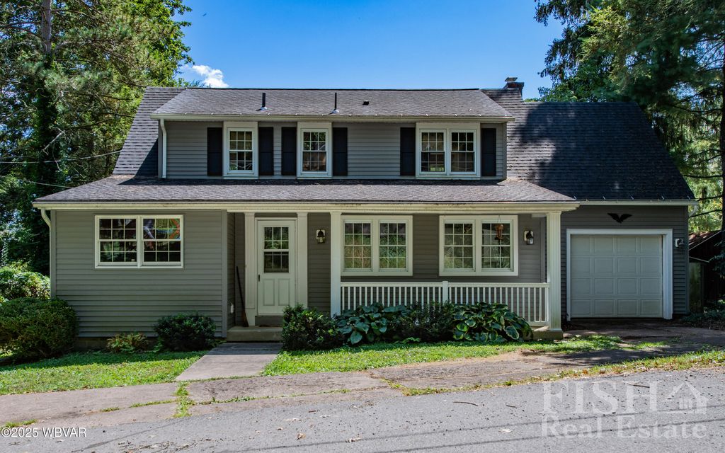 Photo of 1557 OVERBROOK ROAD, Williamsport, PA 17701 (MLS # WB-102297)