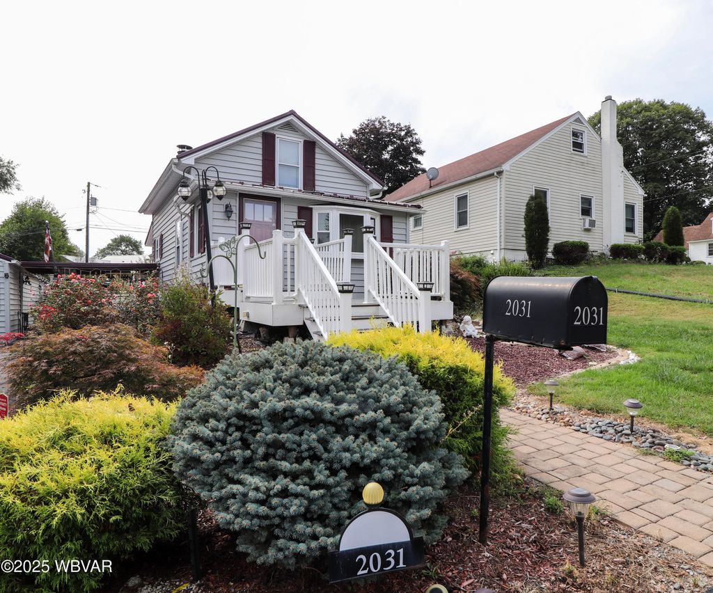 Photo of 2031 LINWOOD AVENUE, Williamsport, PA 17701 (MLS # WB-102520)