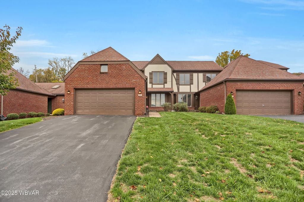 Photo of 1723 PENTRIDGE COVE, Williamsport, PA 17701 (MLS # WB-102678)