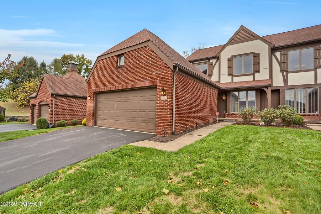 Photo of 1723 PENTRIDGE COVE, Williamsport, PA 17701 (MLS # WB-102678)