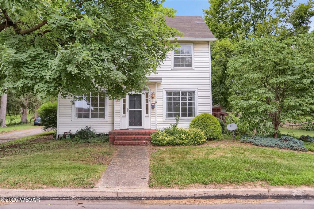 Photo of 749 MAHONING STREET, Milton, PA 17847 (MLS # WB-101926)