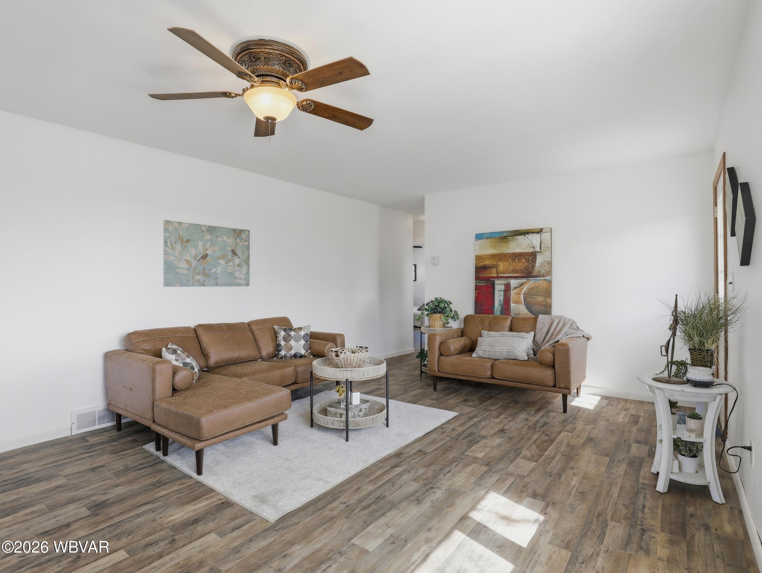 Properties 5 20 zarr road
