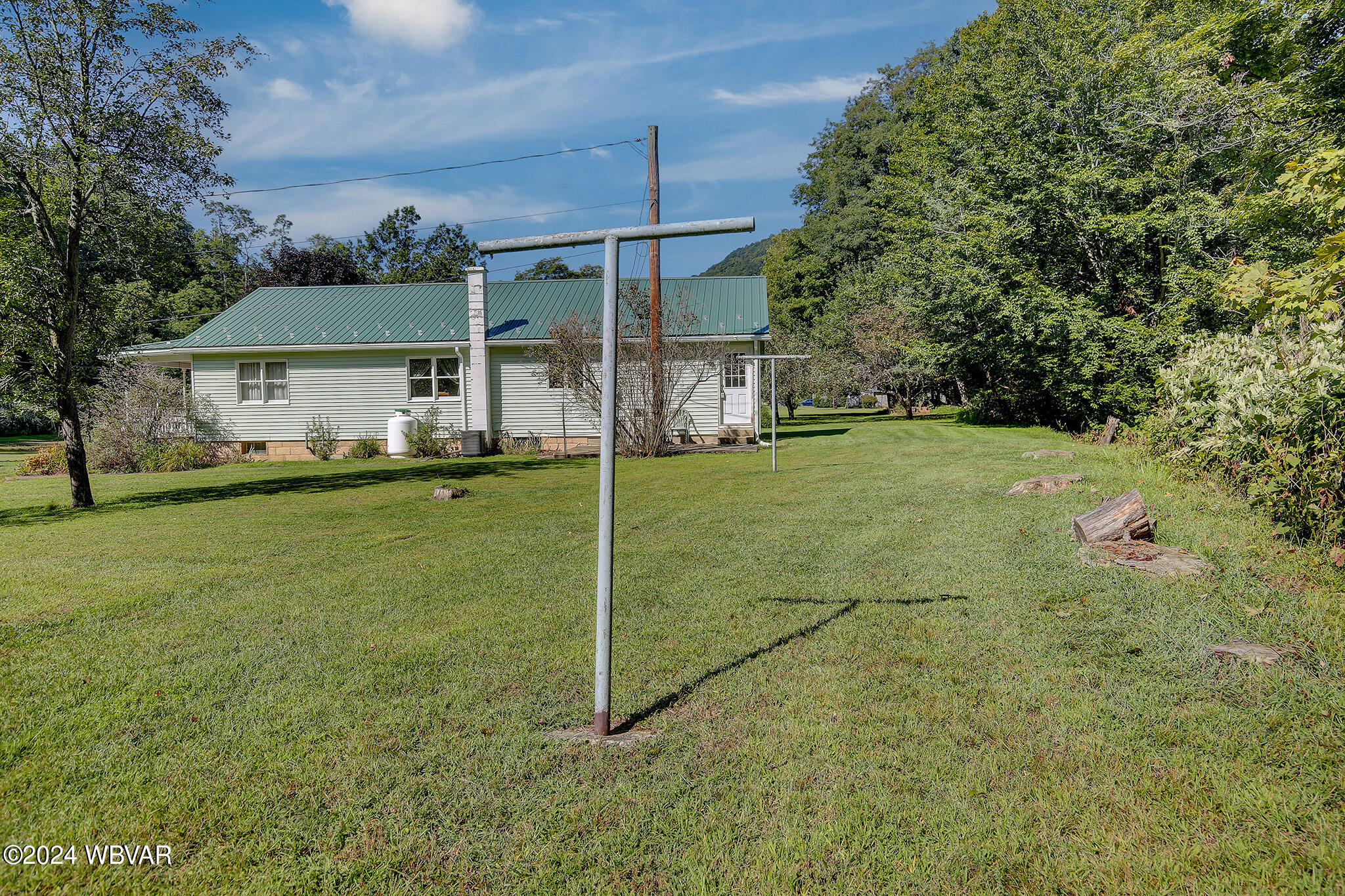 Renovo, Pennsylvania 17764, United States, 3 Bedrooms Bedrooms, ,2 BathroomsBathrooms,Residential,Contingent,44563
