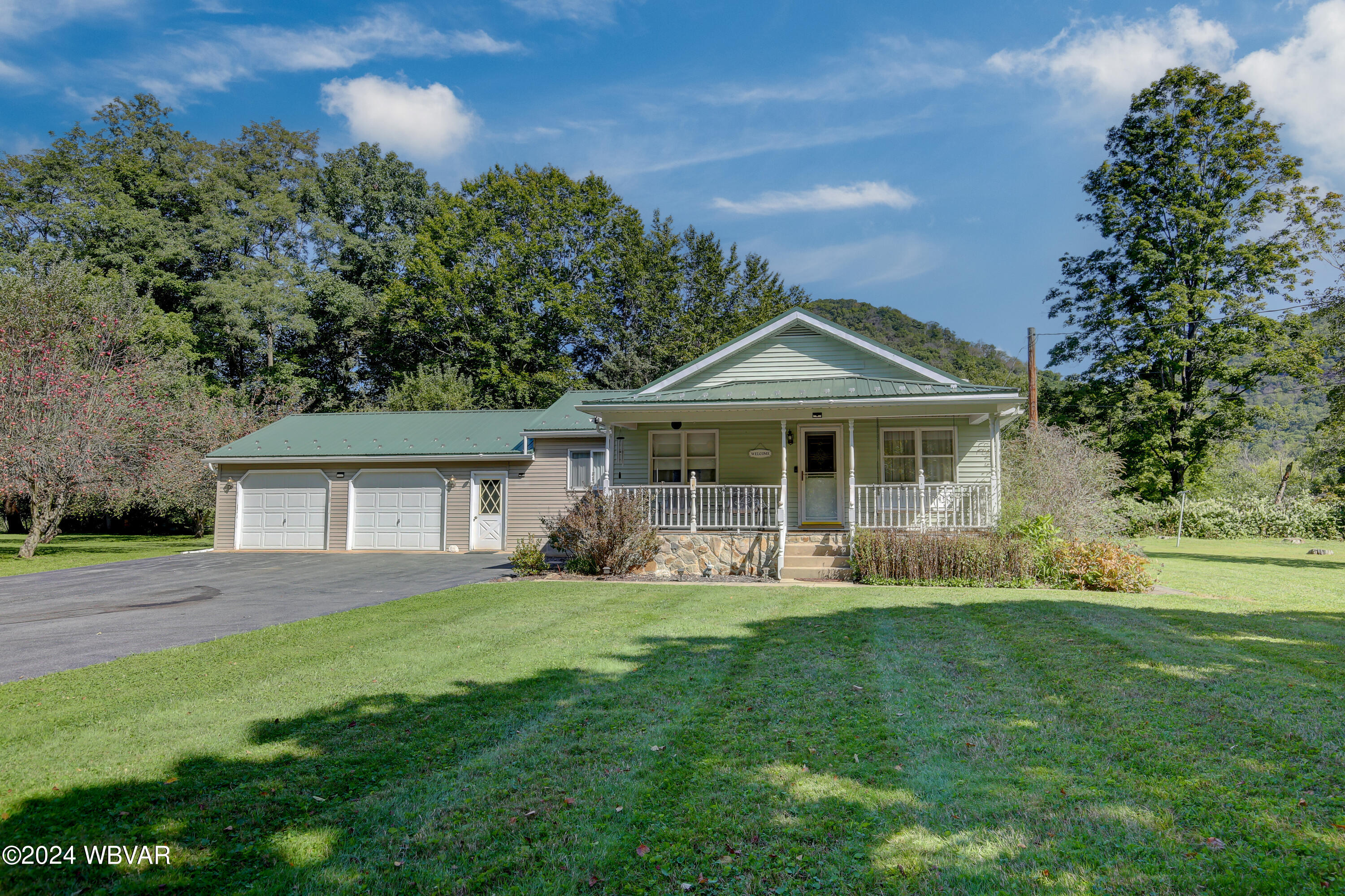 Renovo, Pennsylvania 17764, United States, 3 Bedrooms Bedrooms, ,2 BathroomsBathrooms,Residential,Contingent,44563