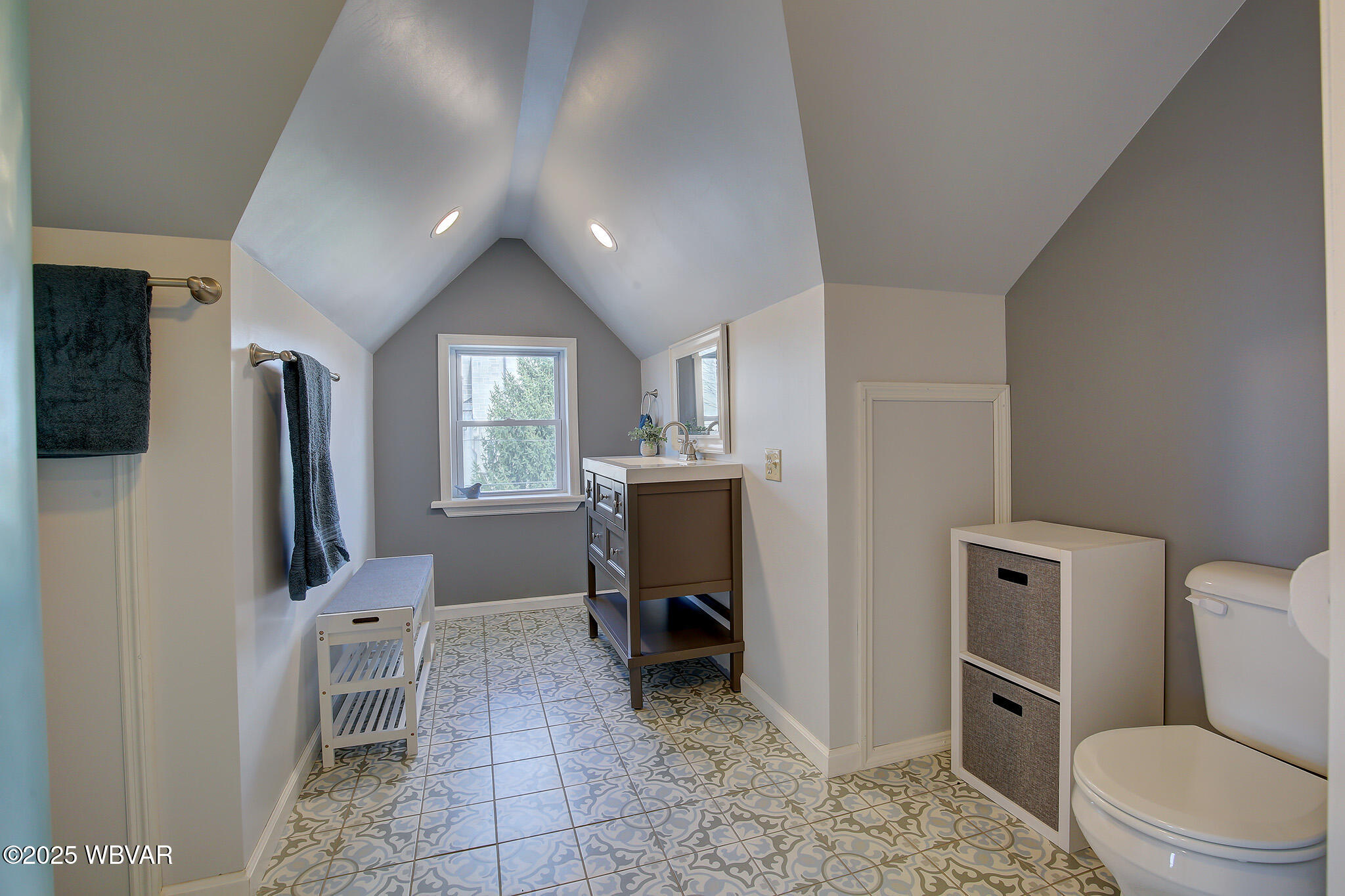 Montgomery, Pennsylvania 17752, United States, 5 Bedrooms Bedrooms, ,3 BathroomsBathrooms,Residential,Active,108512