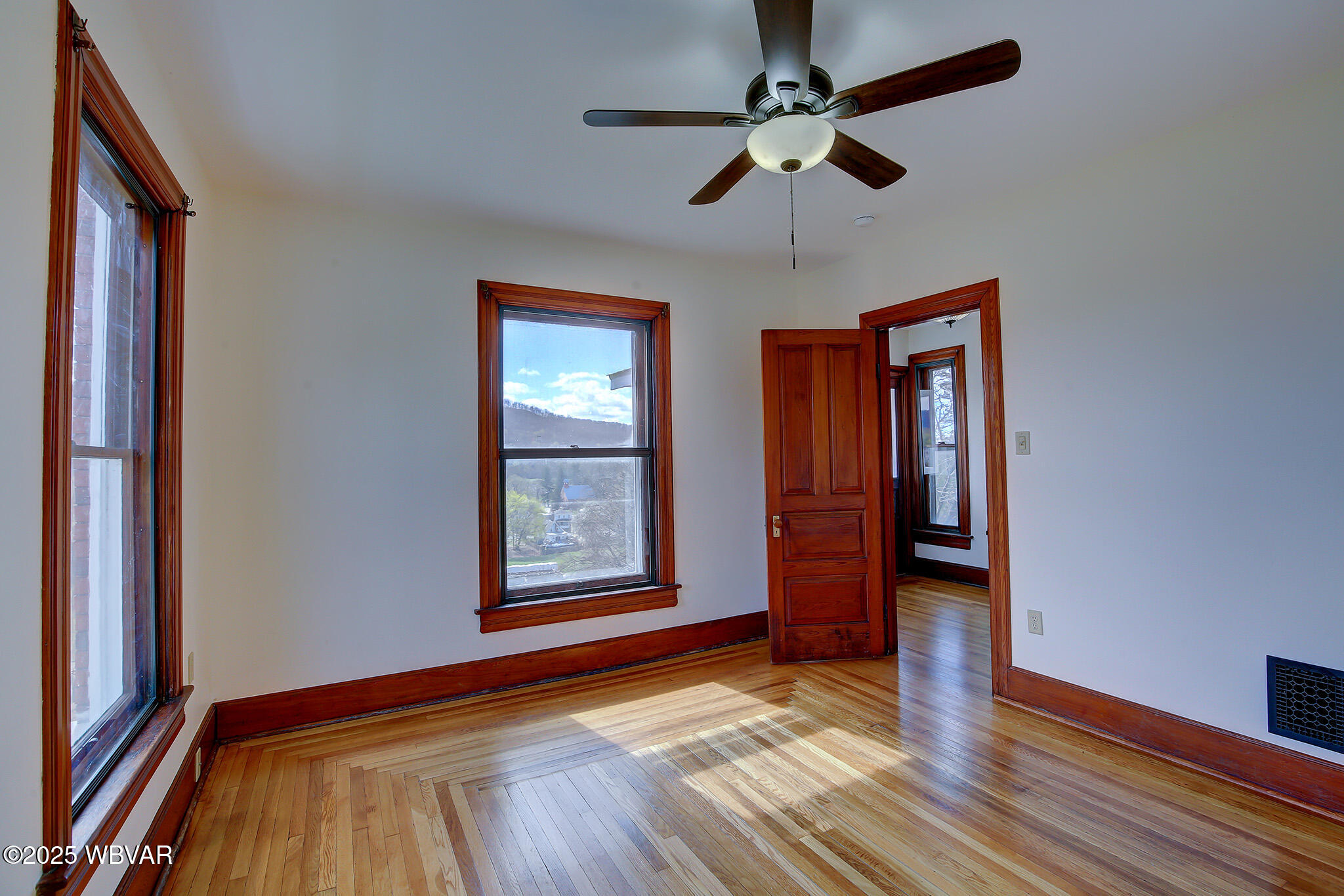 Montgomery, Pennsylvania 17752, United States, 5 Bedrooms Bedrooms, ,3 BathroomsBathrooms,Residential,Active,108512