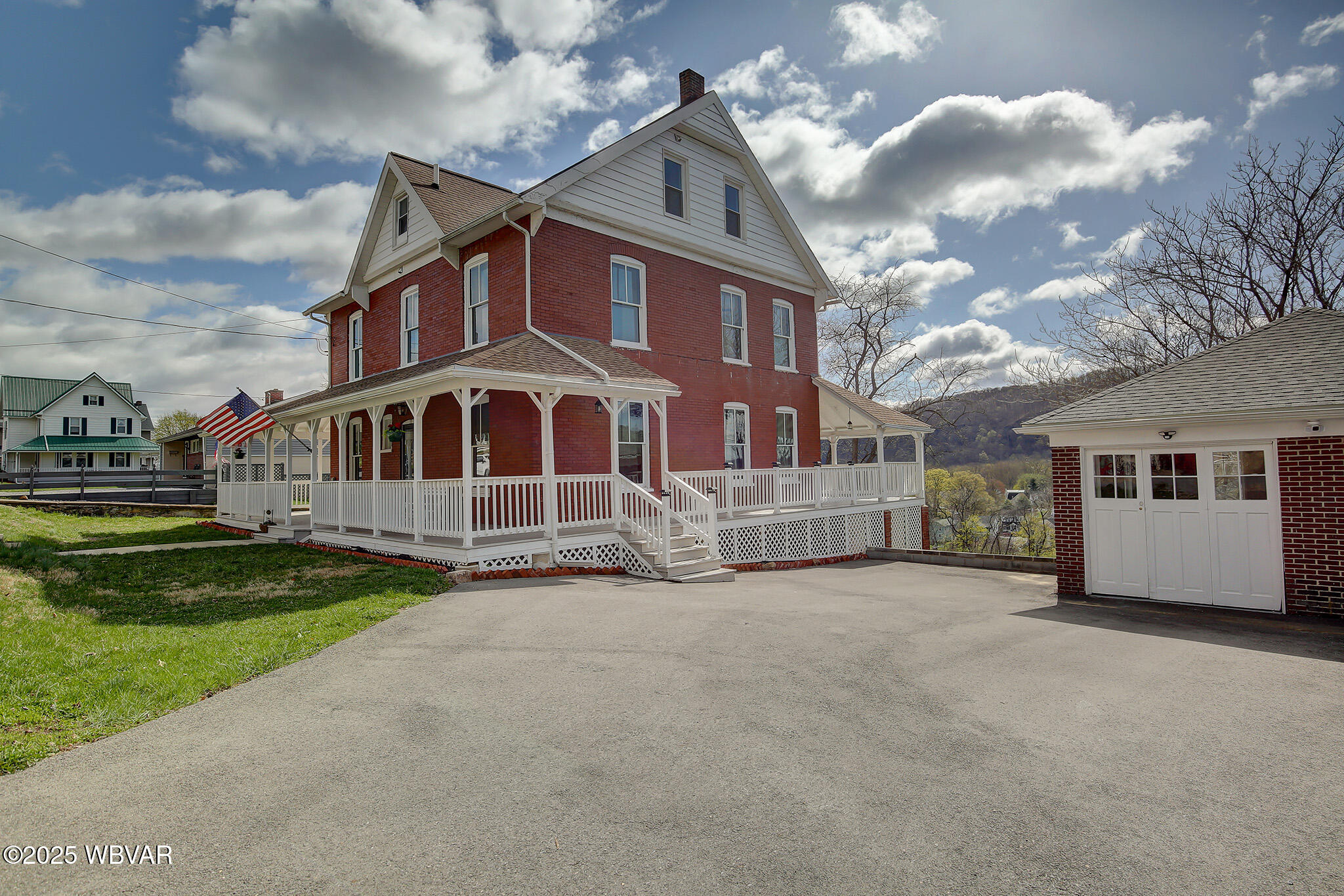 Montgomery, Pennsylvania 17752, United States, 5 Bedrooms Bedrooms, ,3 BathroomsBathrooms,Residential,Active,108512