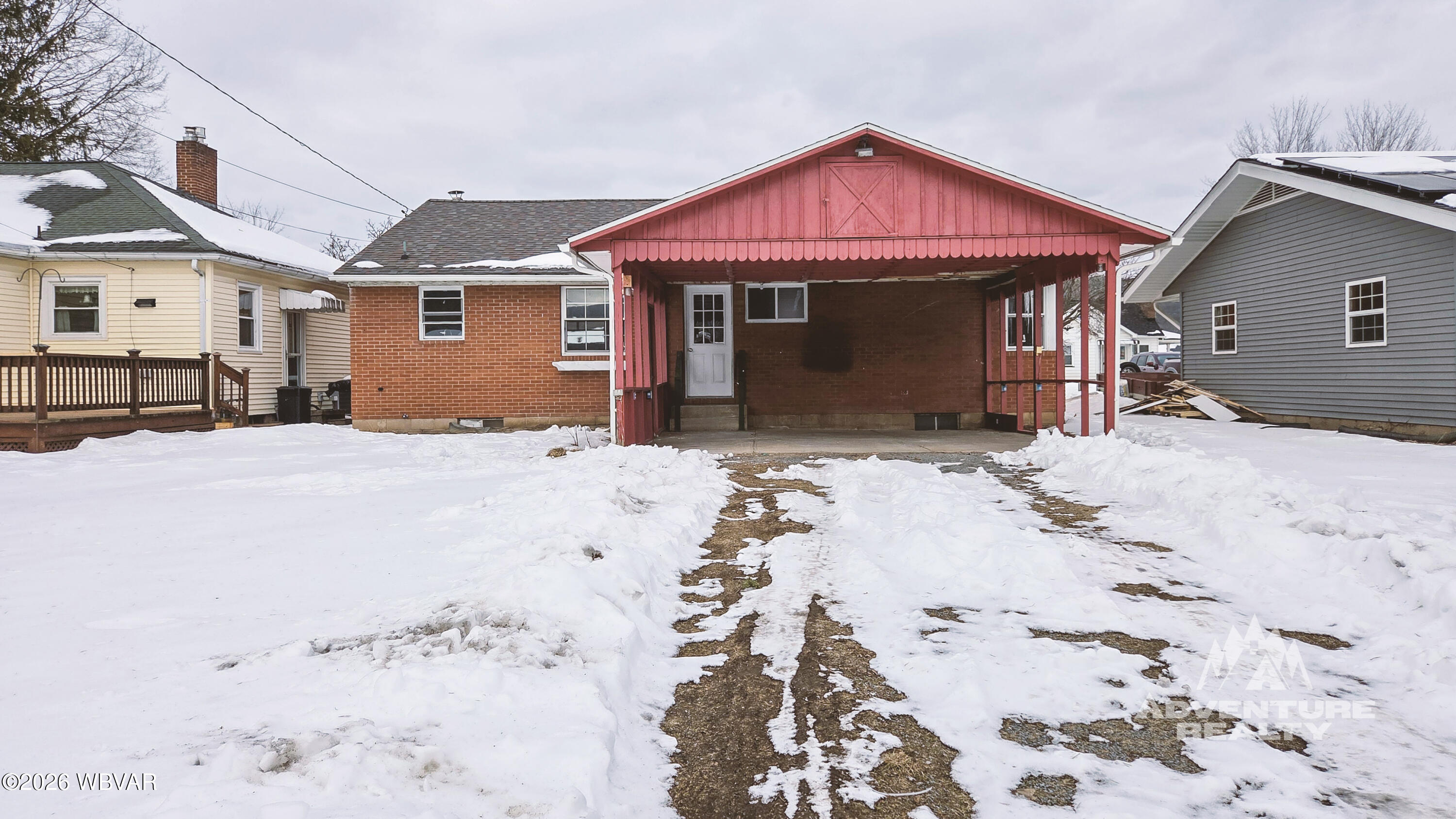 1044 MULBERRY STREET