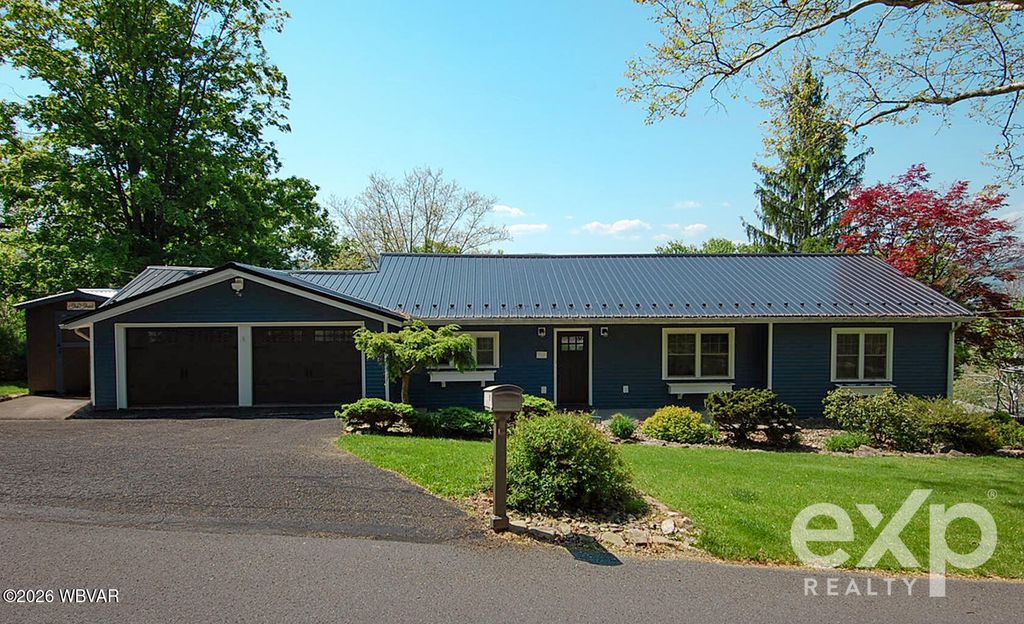 Photo of 46 FAIRVIEW AVENUE, Williamsport, PA 17701 (MLS # WB-103925)
