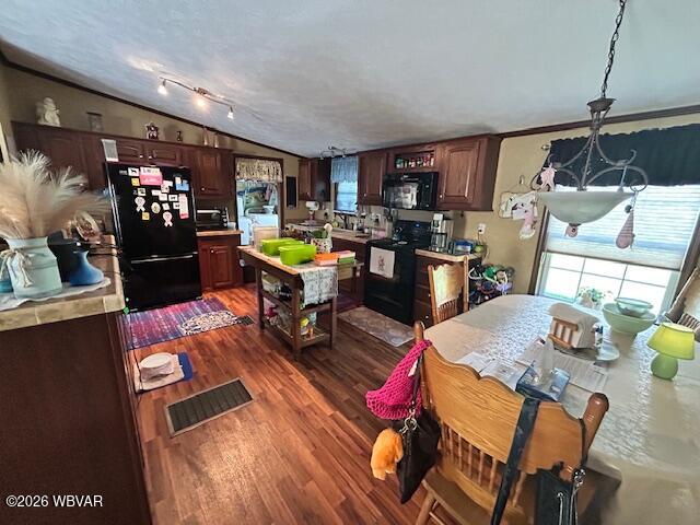 133 sanctuary boulevard