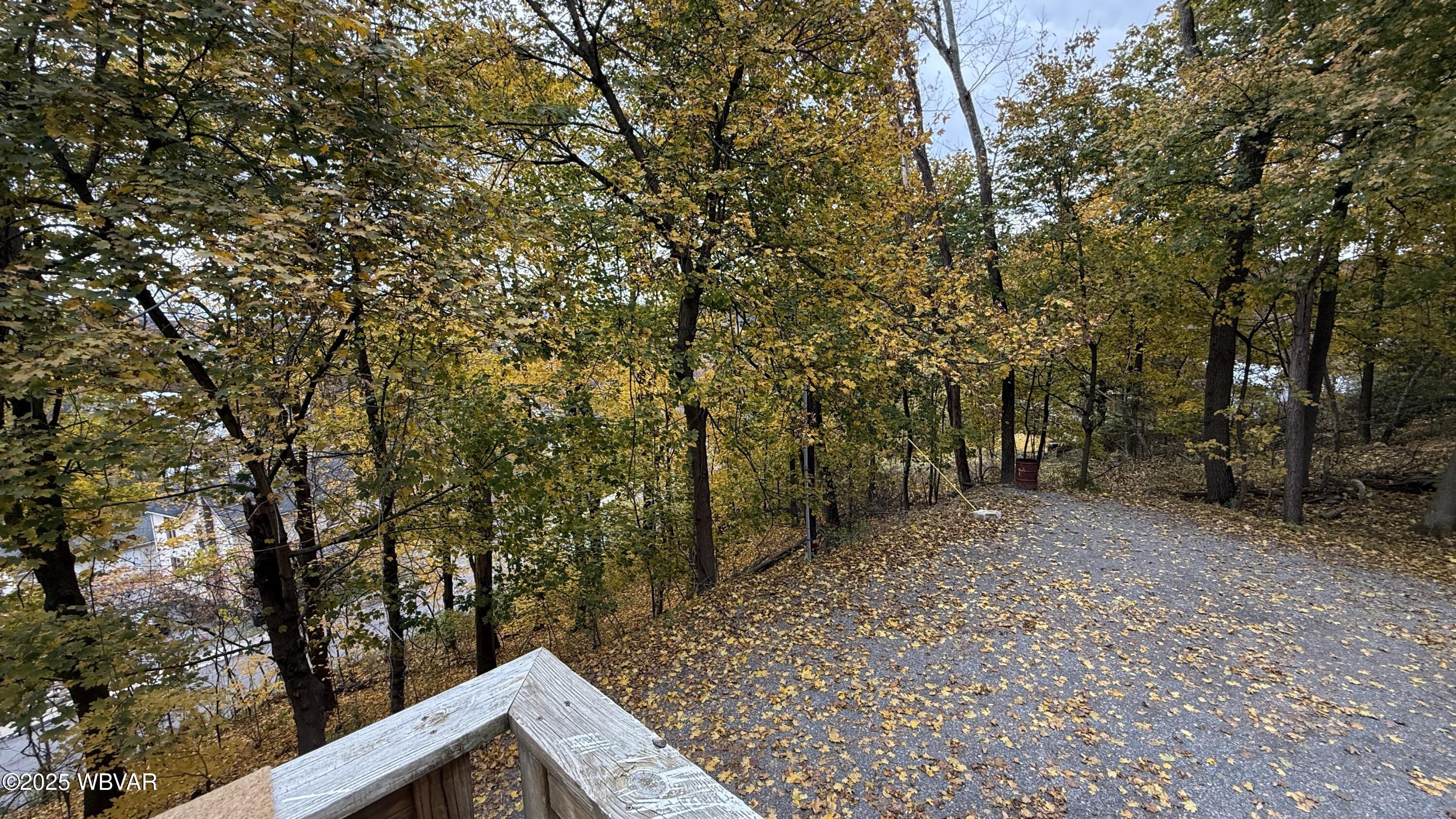 Properties 5 87 W HOUSTON AVENUE