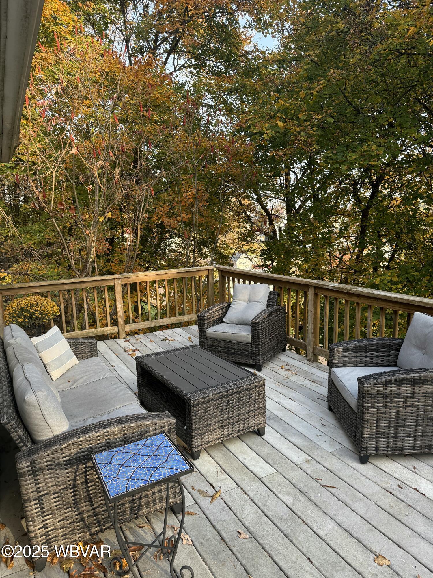 Properties 4 87 W HOUSTON AVENUE