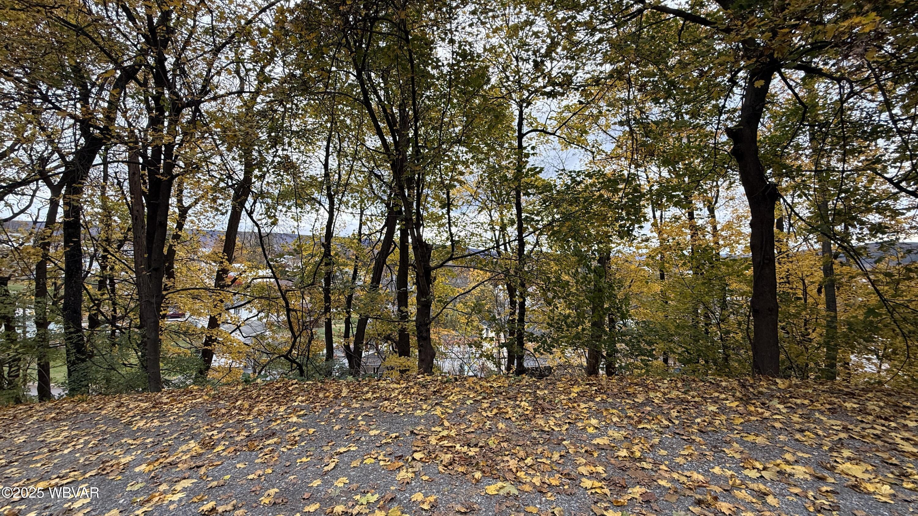 Properties 6 87 W HOUSTON AVENUE