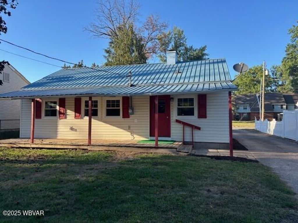 Photo of 2064 LINCOLN DRIVE, Williamsport, PA 17701 (MLS # WB-102535)