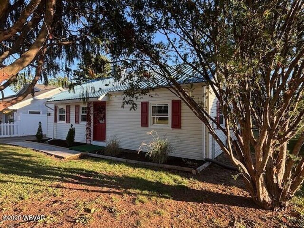 Photo of 2064 LINCOLN DRIVE, Williamsport, PA 17701 (MLS # WB-102535)