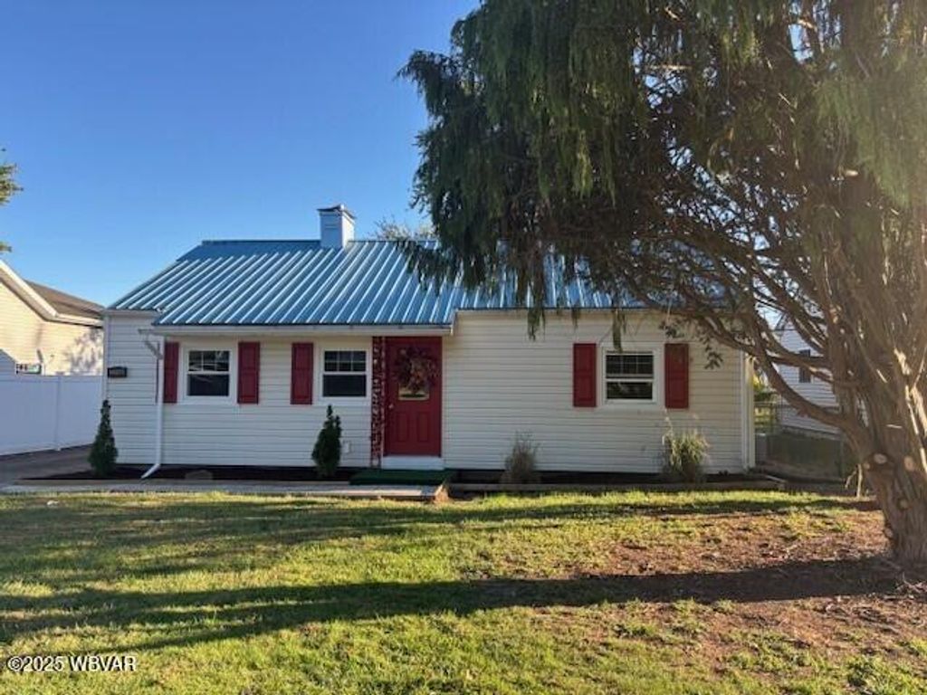 Photo of 2064 LINCOLN DRIVE, Williamsport, PA 17701 (MLS # WB-102535)