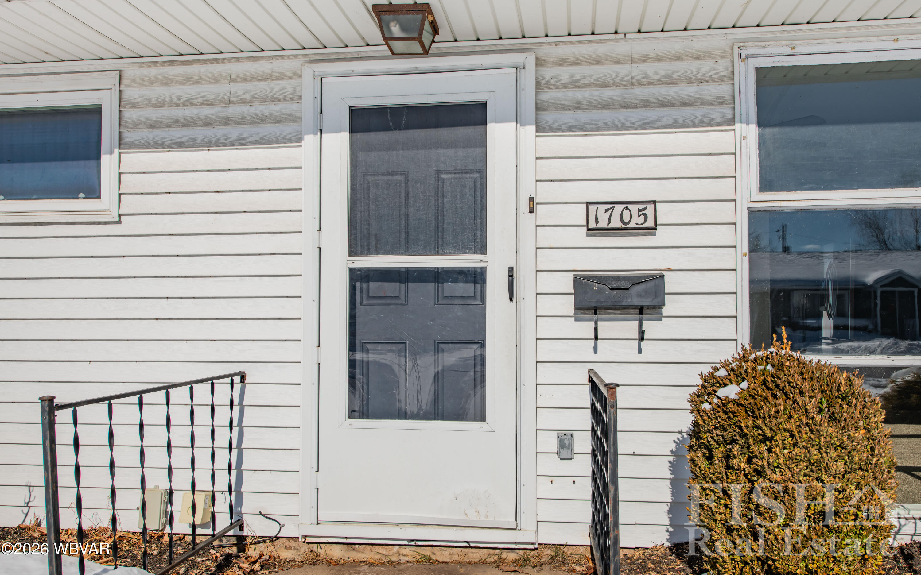 Properties 4 1705 BECHT ROAD