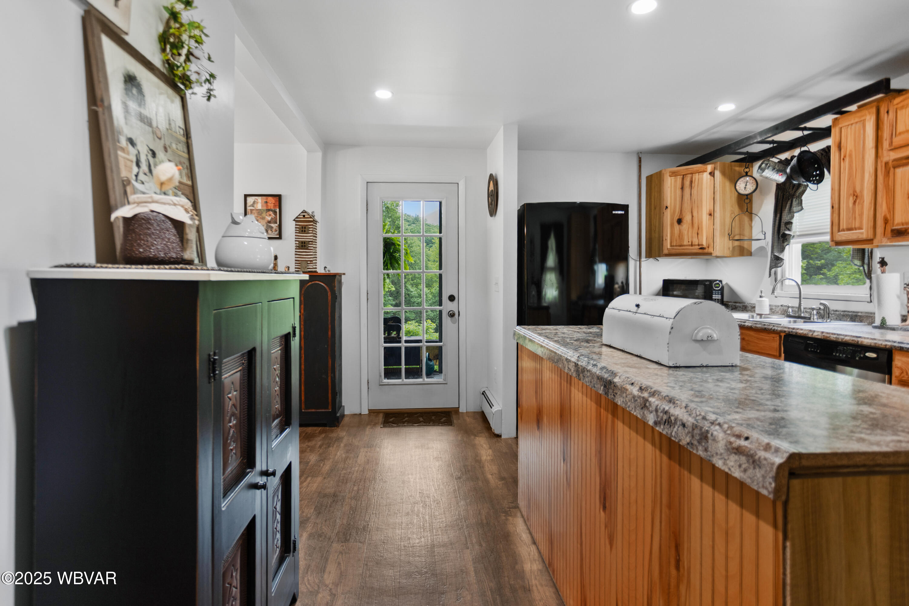 Roaring Branch, Pennsylvania 17765, United States, 2 Bedrooms Bedrooms, ,1 BathroomBathrooms,Residential,Active,197451