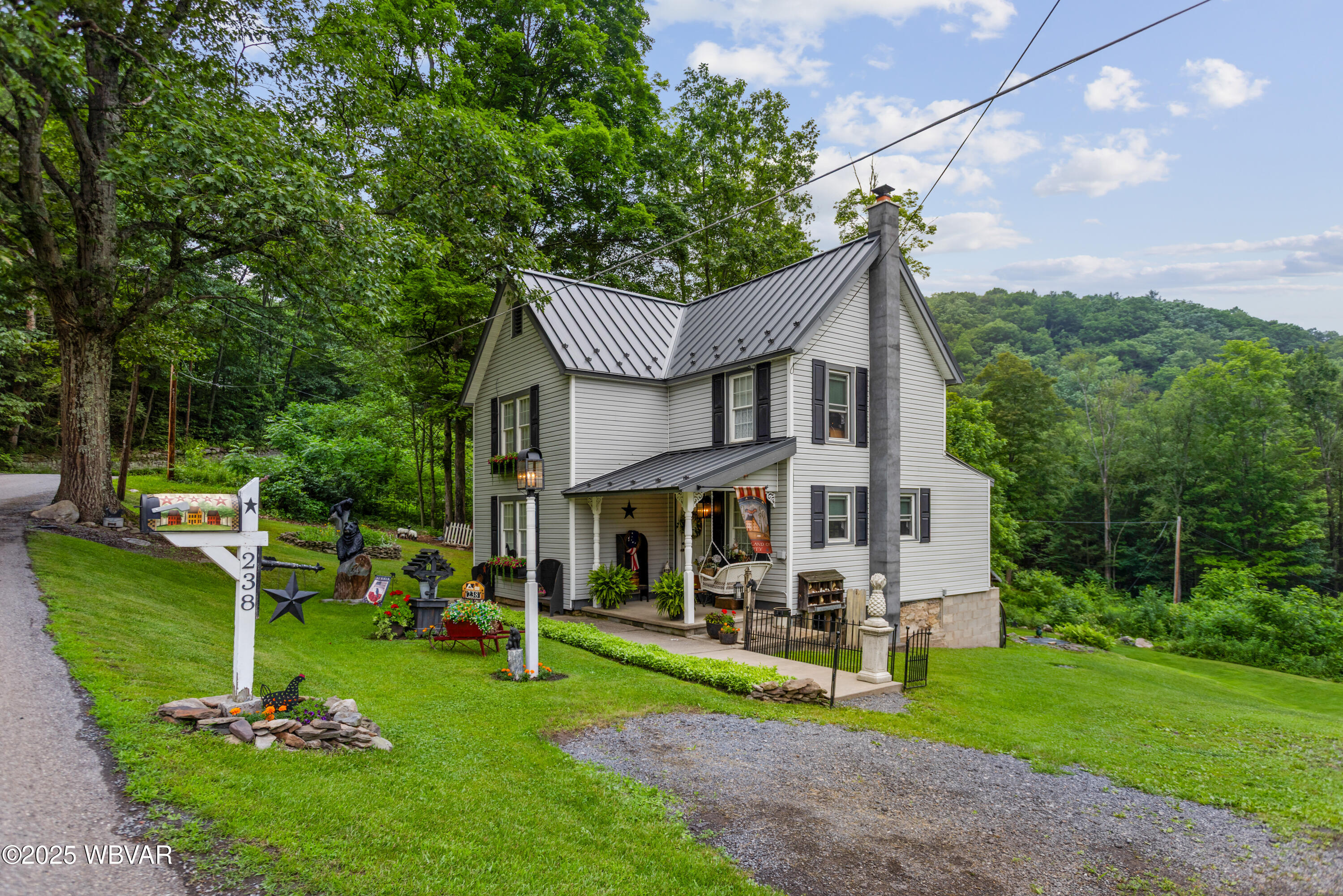 Roaring Branch, Pennsylvania 17765, United States, 2 Bedrooms Bedrooms, ,1 BathroomBathrooms,Residential,Active,197451