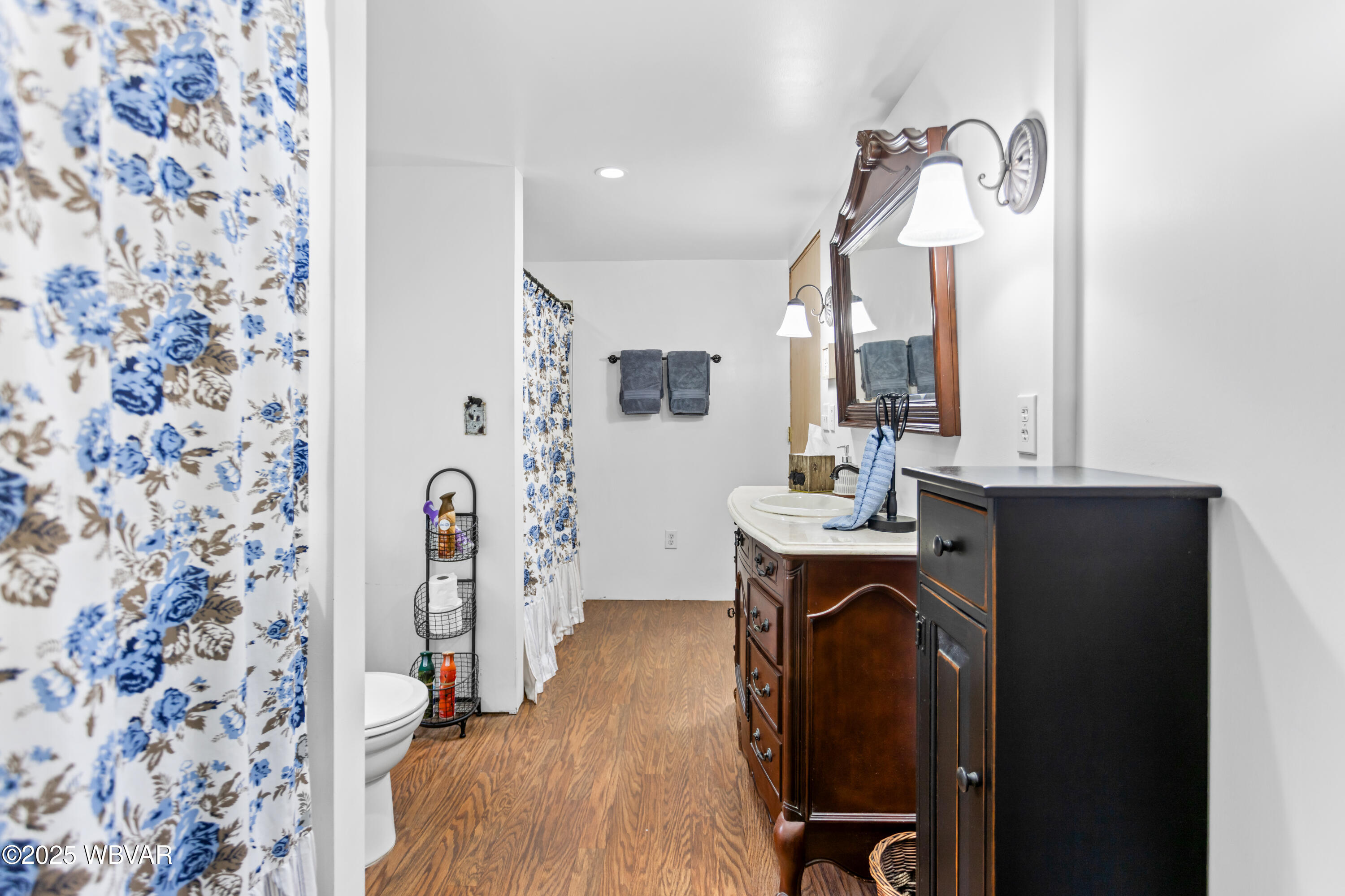 Roaring Branch, Pennsylvania 17765, United States, 2 Bedrooms Bedrooms, ,1 BathroomBathrooms,Residential,Active,197451