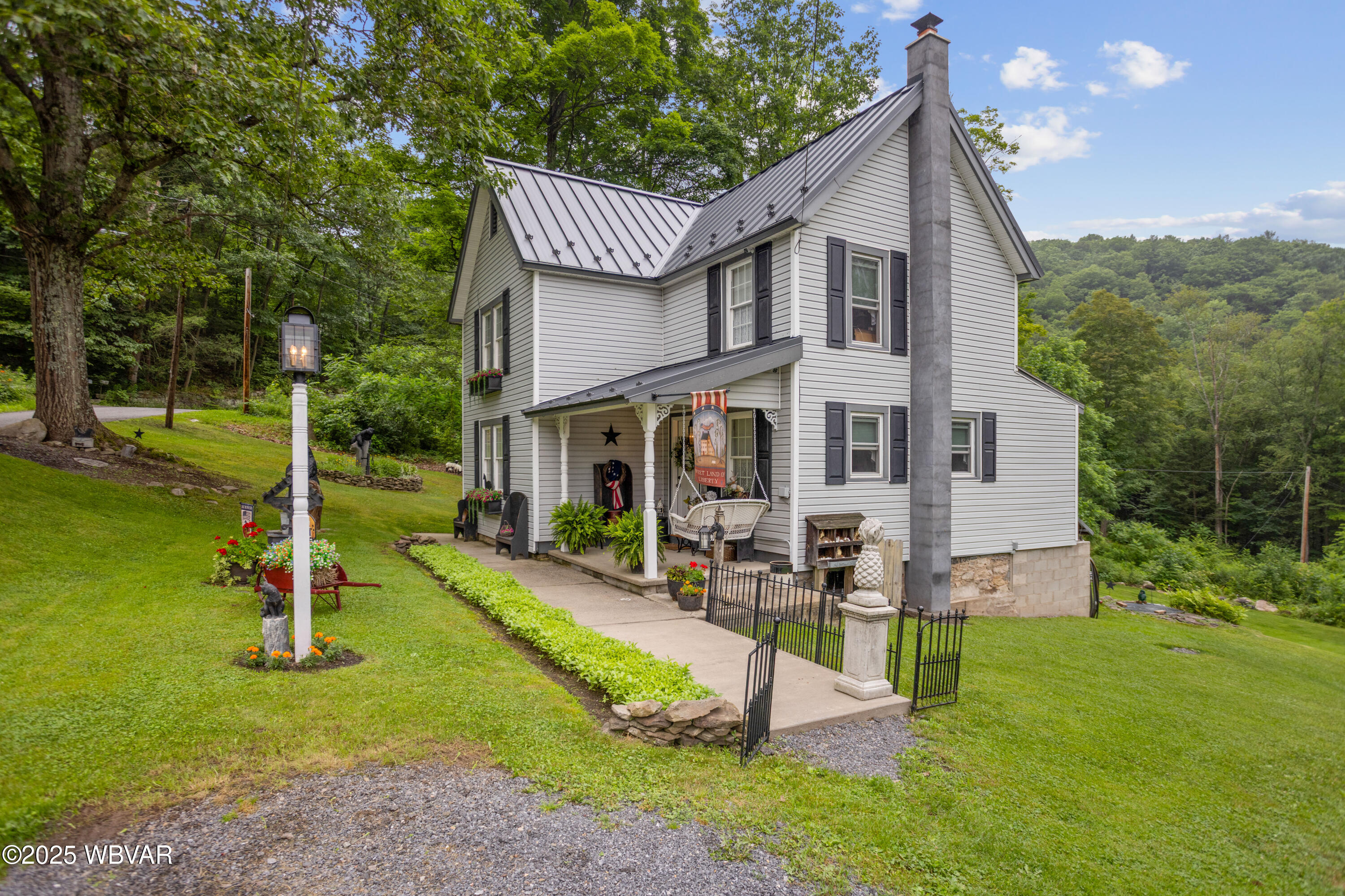 Roaring Branch, Pennsylvania 17765, United States, 2 Bedrooms Bedrooms, ,1 BathroomBathrooms,Residential,Active,197451