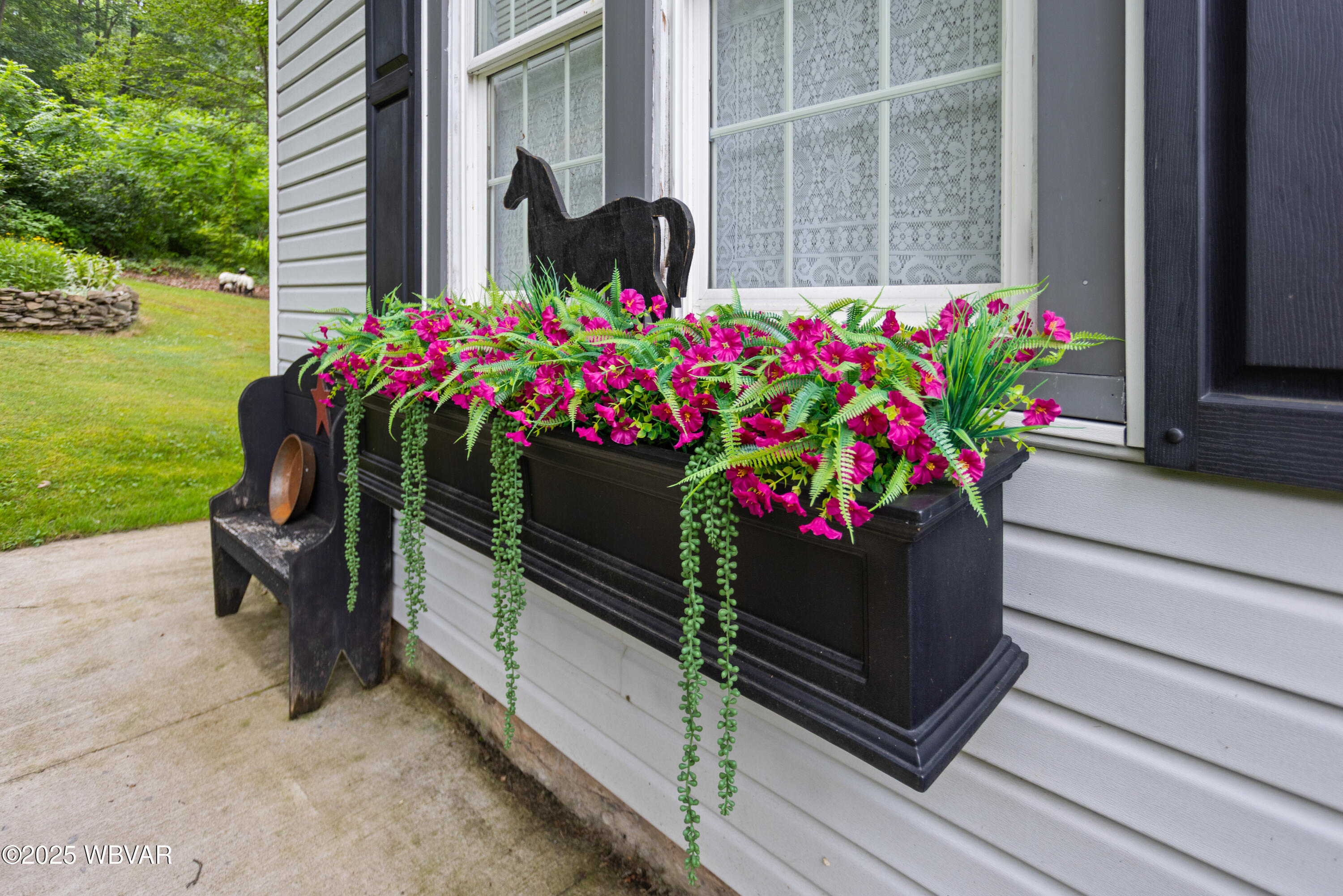 Roaring Branch, Pennsylvania 17765, United States, 2 Bedrooms Bedrooms, ,1 BathroomBathrooms,Residential,Active,197451