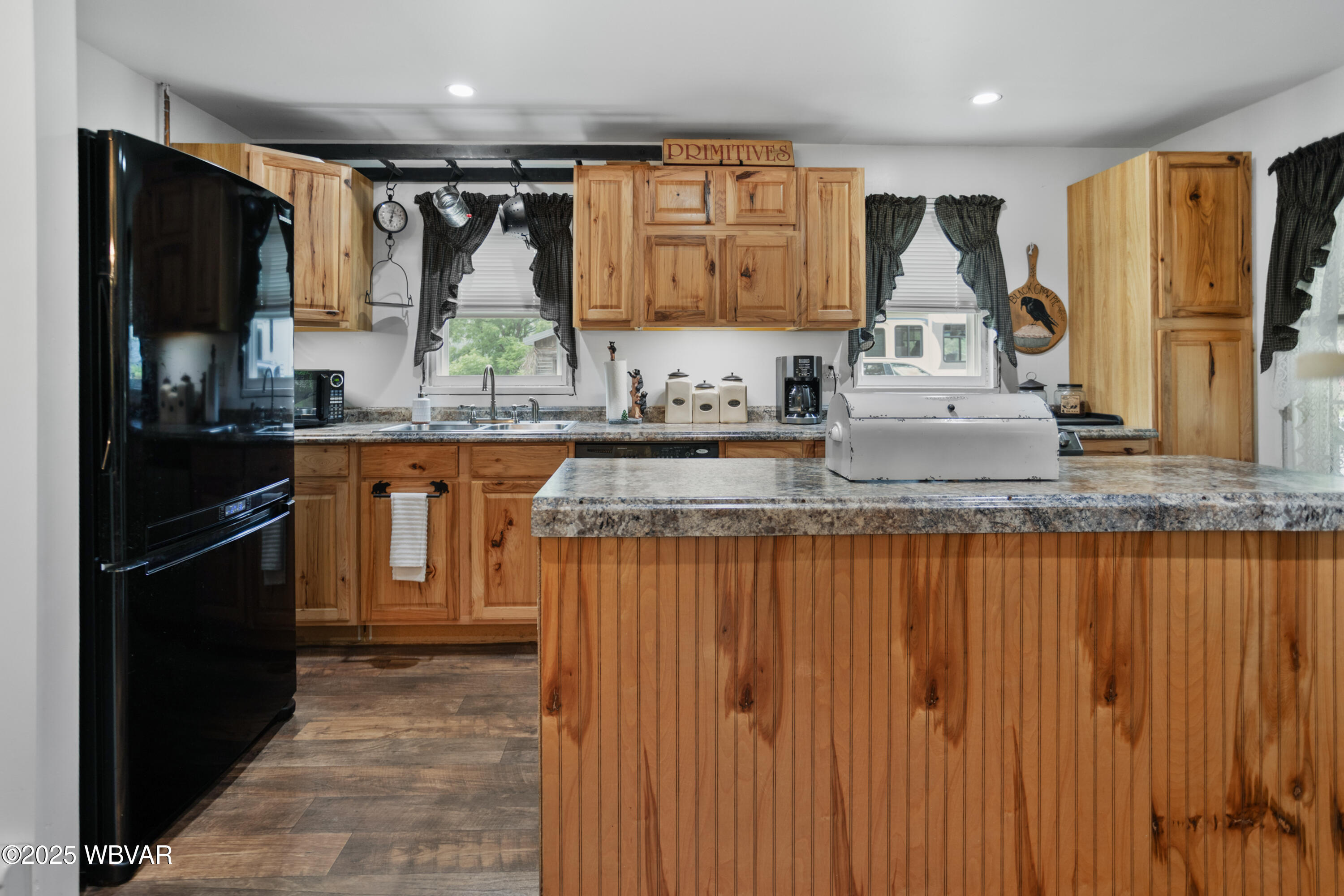 Roaring Branch, Pennsylvania 17765, United States, 2 Bedrooms Bedrooms, ,1 BathroomBathrooms,Residential,Active,197451