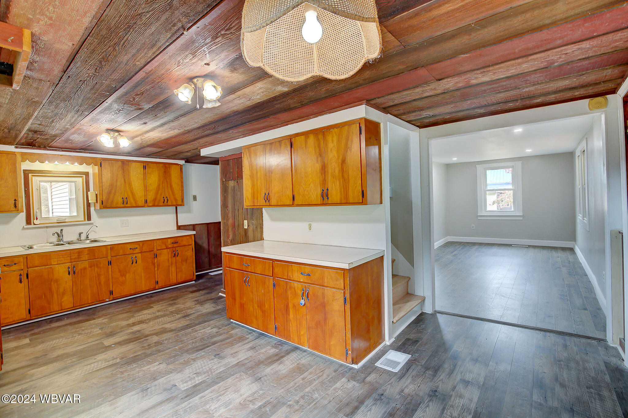 Cogan Station, Pennsylvania 17728, United States, 4 Bedrooms Bedrooms, ,2 BathroomsBathrooms,Residential,Contingent,34233