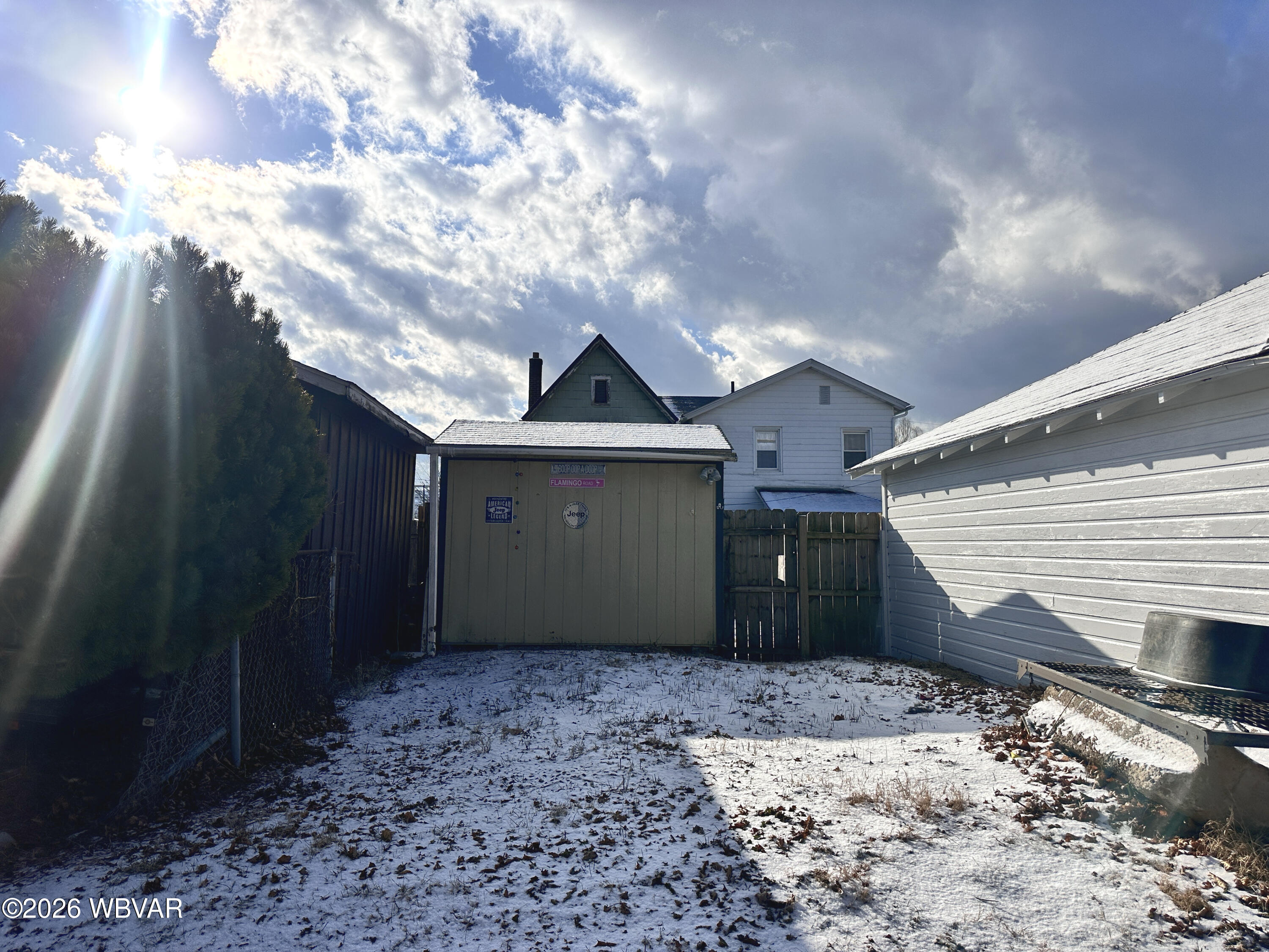 Properties 5 323 ADAMS STREET