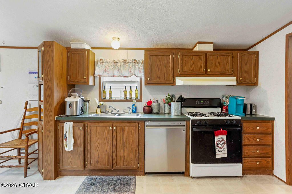 Photo of 88 W ELMIRA STREET, Mansfield, PA 16933 (MLS # WB-103898)