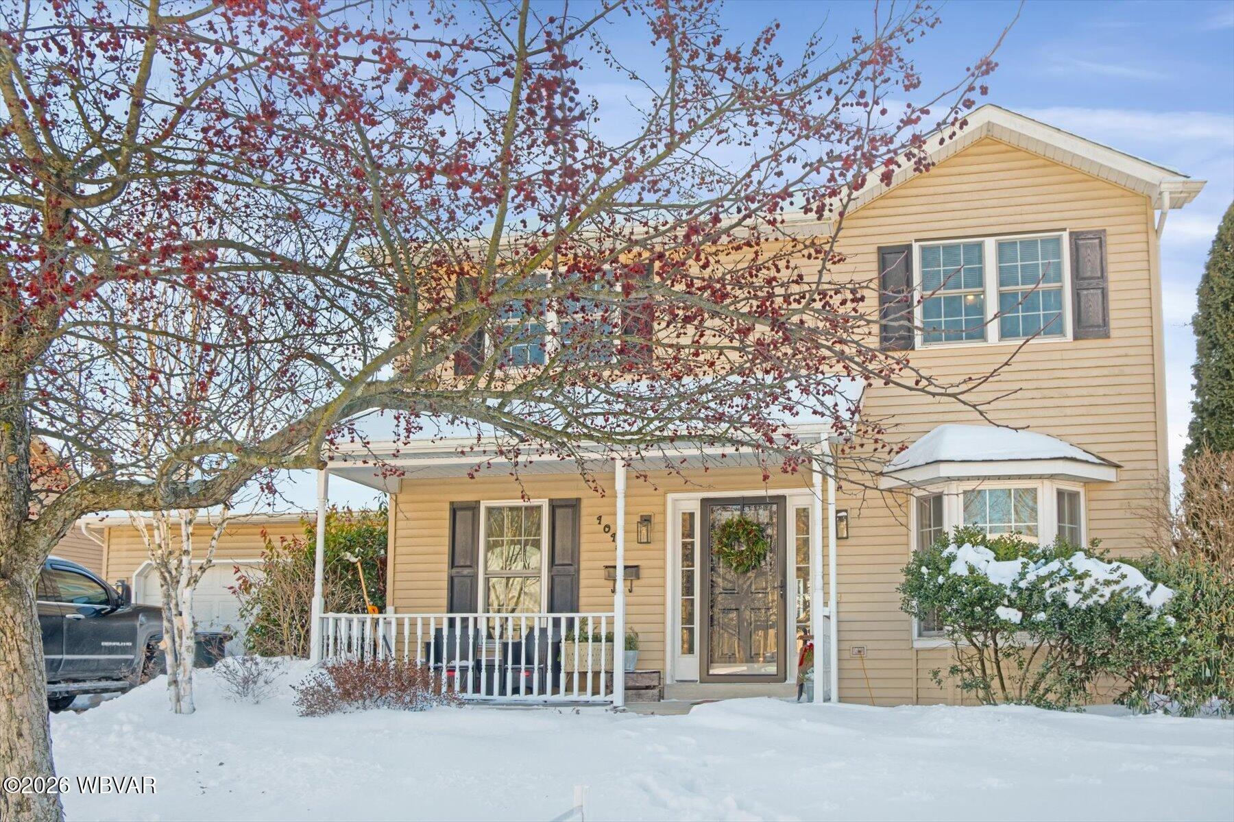 Properties 3 1015 CLIFTON DRIVE