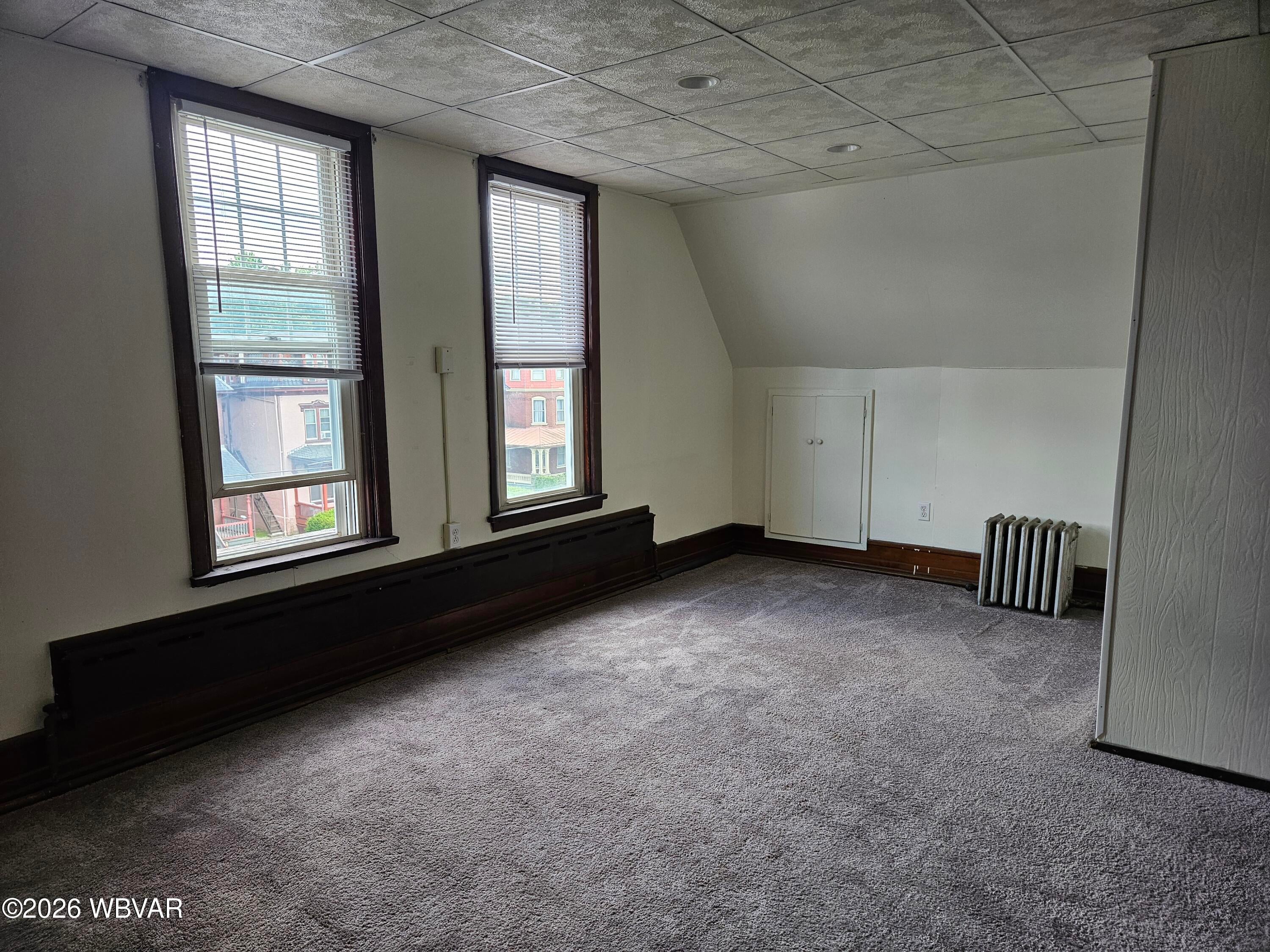 712 w 3rd street